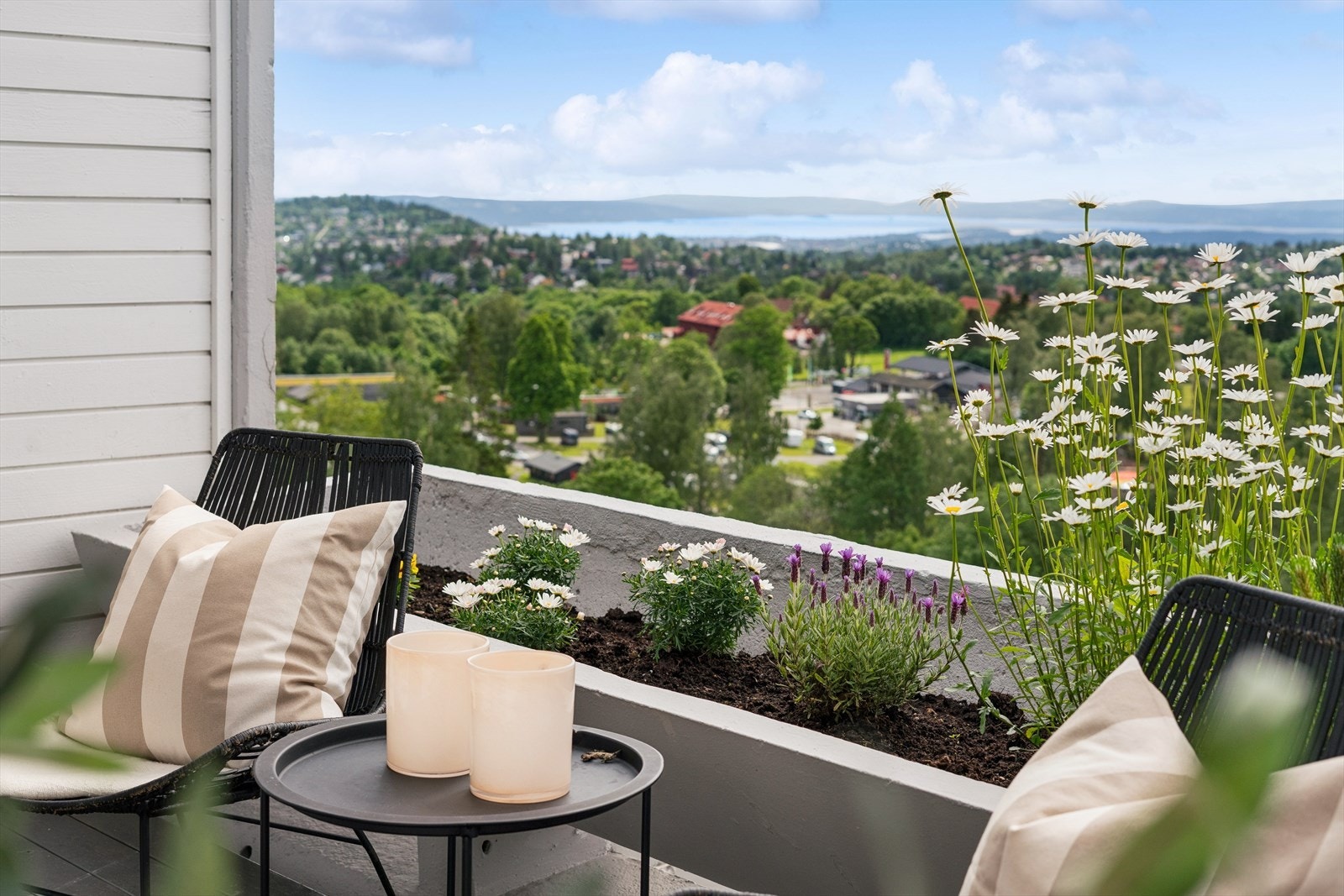 Drømmeutsikt fra egen terrasse Galleribilde