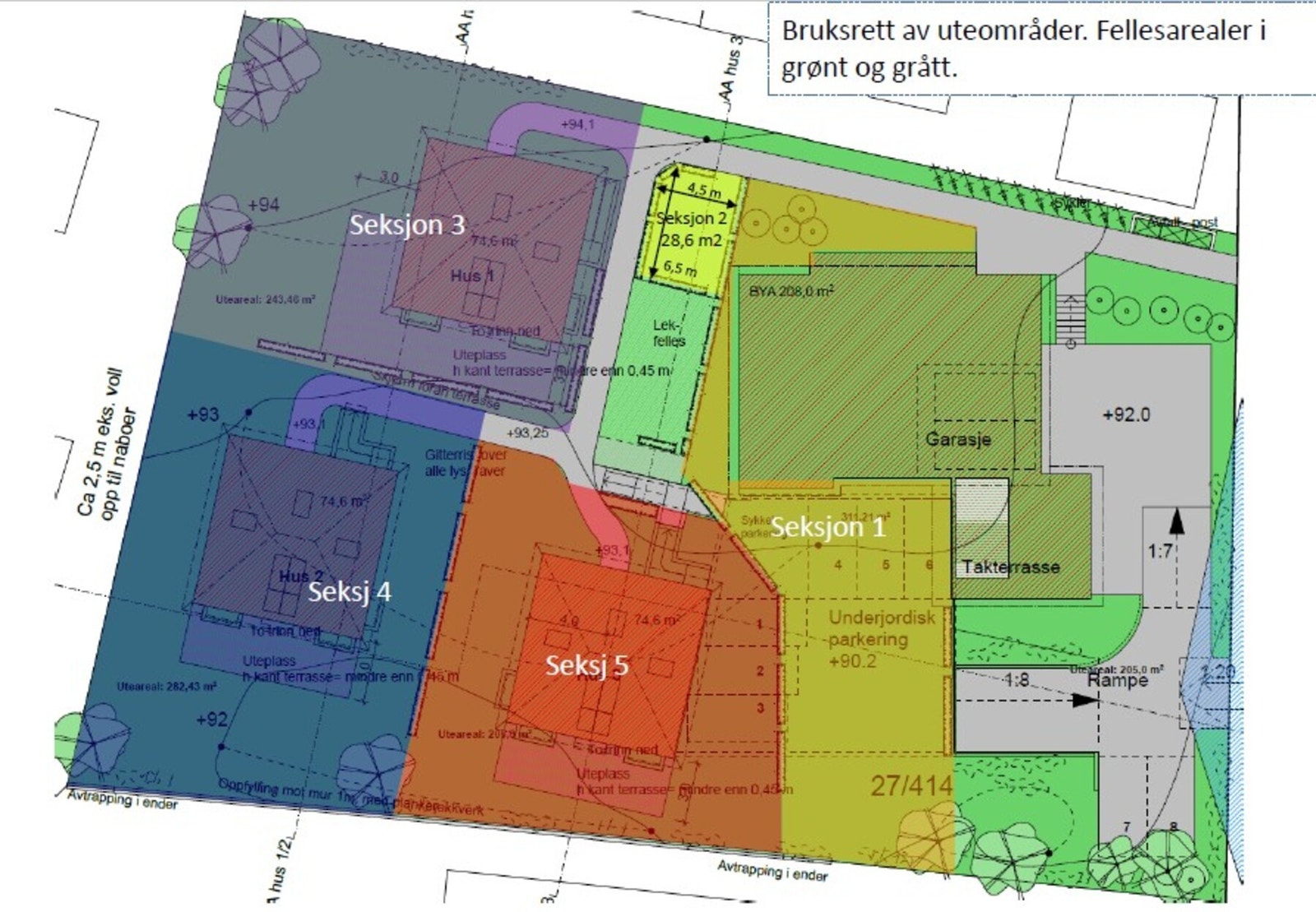 Fordeling av hagearealer. Arealet som benyttes av denne boligen er merket med Seksjon 1 og går rundt 3 av boligens sider. Den store hagen og terrassen ligger på sydsiden av huset. Galleribilde