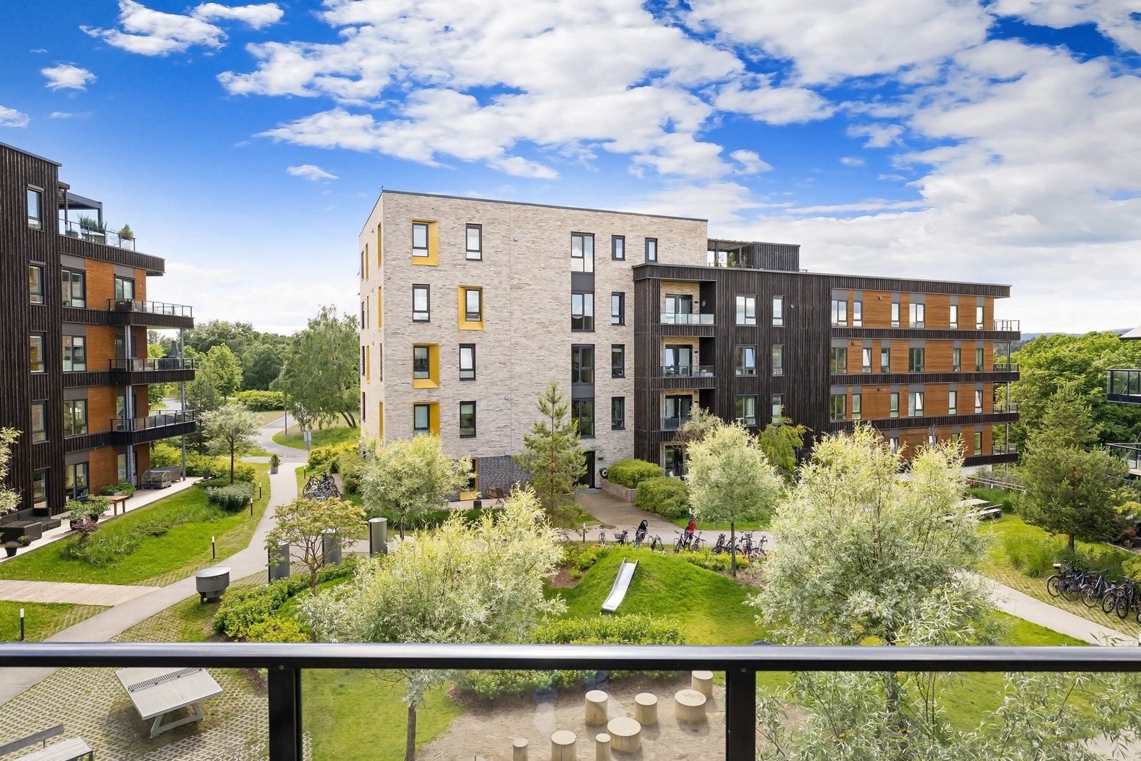 Her kan sommerdagene nytes i rolige omgivelser. Galleribilde