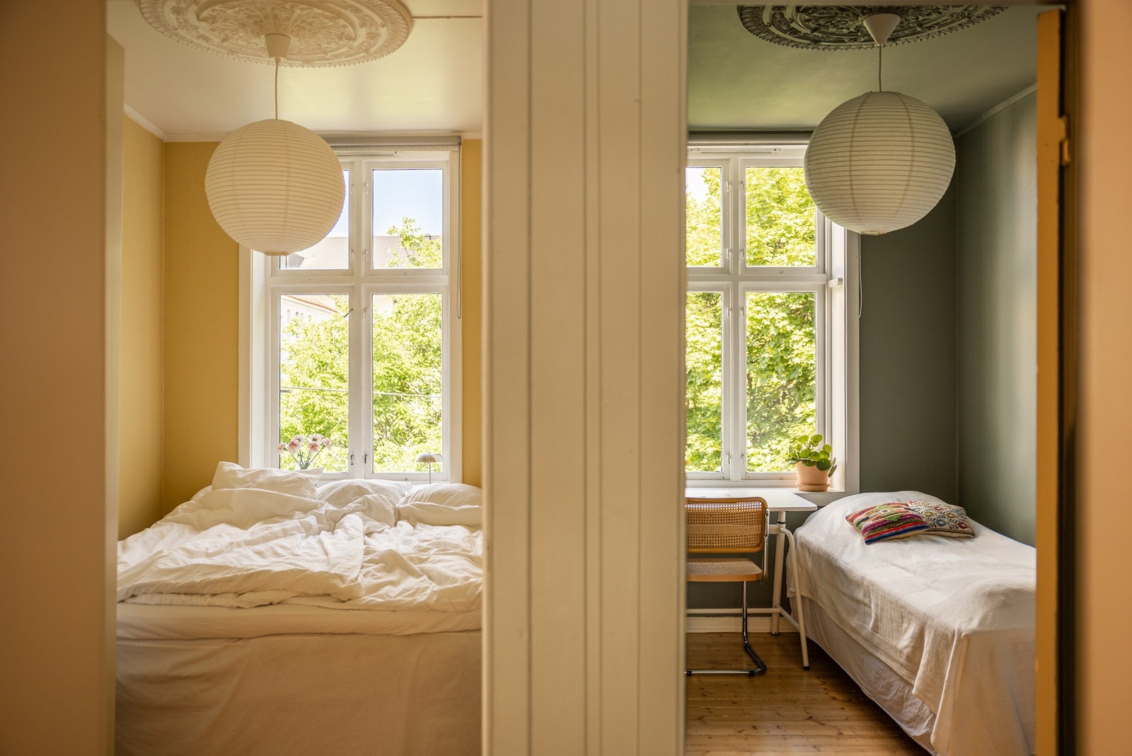 Innholdsrik planløsning med romslige oppholdsrom og to gode og lyse soverom. Galleribilde