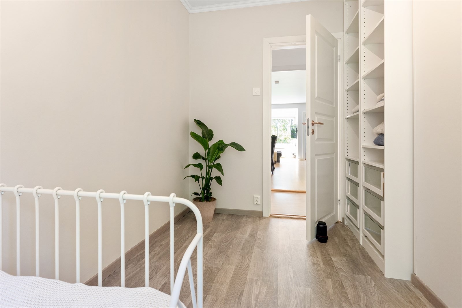 Soverom nr. 2 passer også perfekt som gjesterom, barnerom eller kontor. Galleribilde