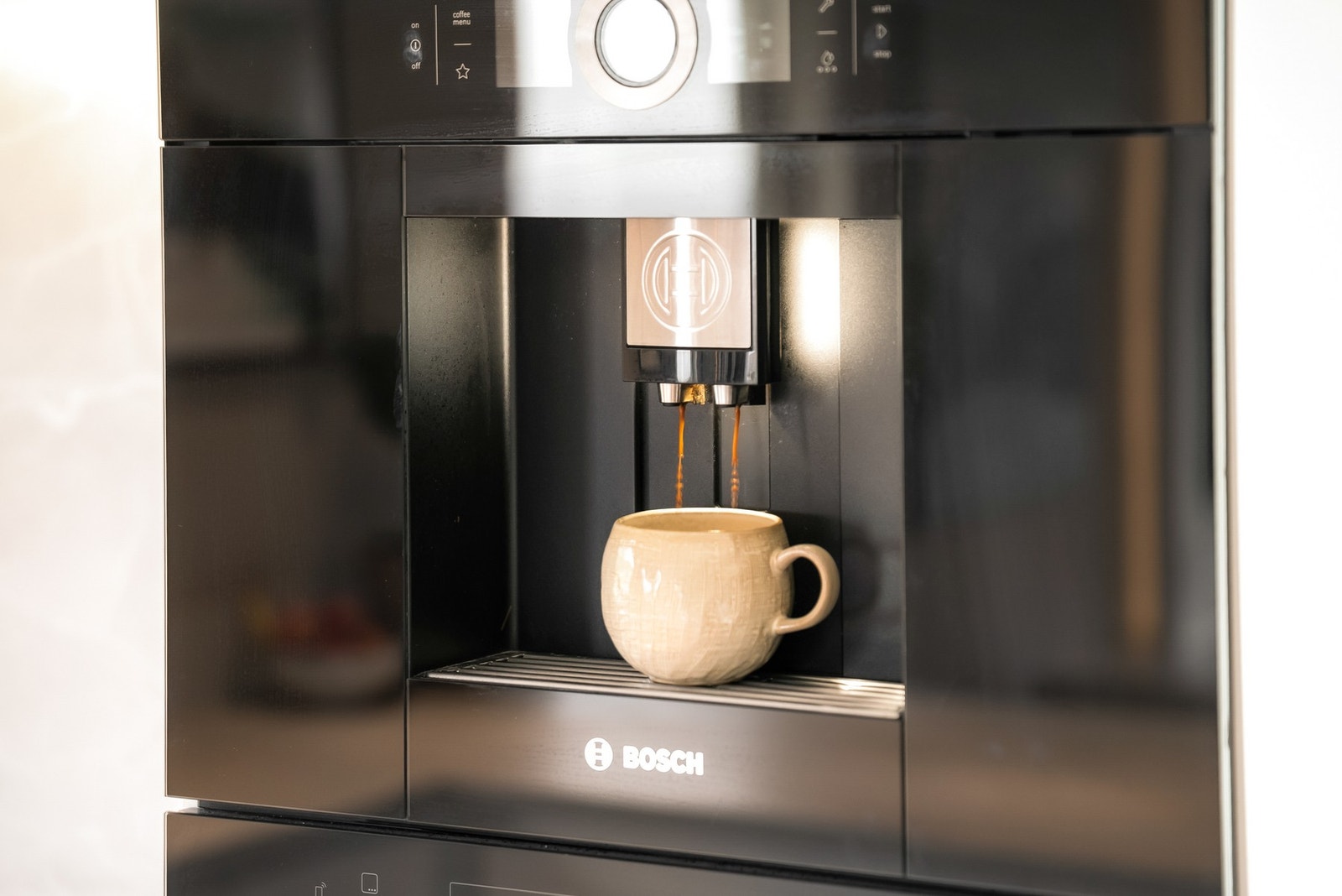 Integrert kaffemaskin for en god start på dagen. Galleribilde