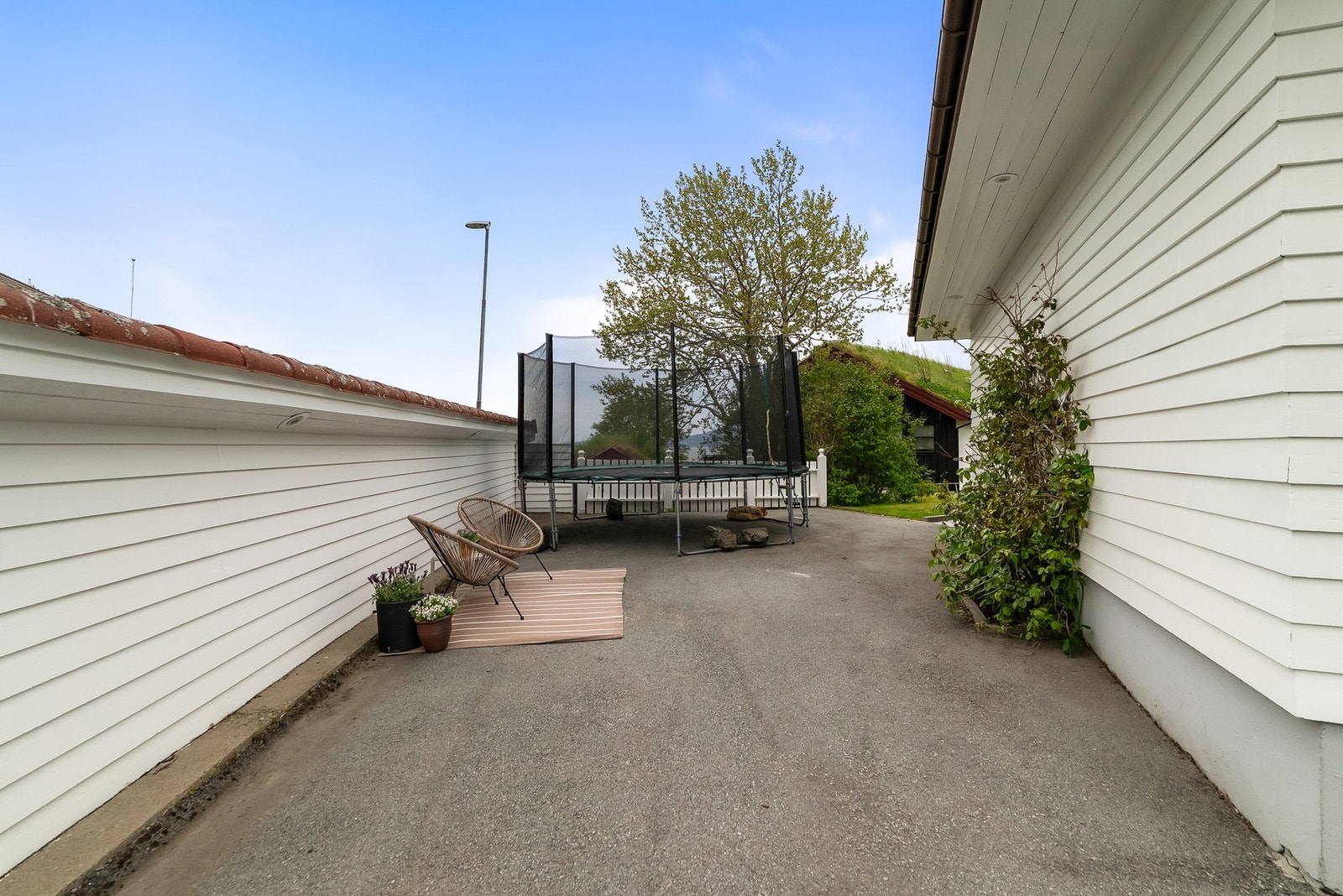 God plass til lek og aktiviteter på tomten. Galleribilde