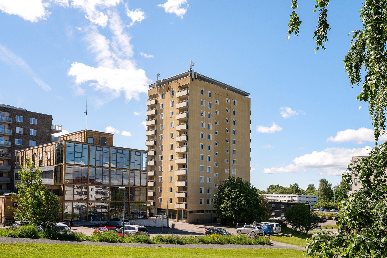 Fasade og uterom Galleribilde