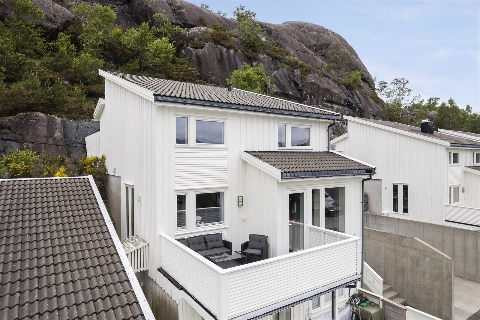 EiendomsMegler 1 v/ Anne Havsø presenterer Reinsdyrveien 36B! Foto: Diakrit v/Arne Ove Østebrød Galleribilde