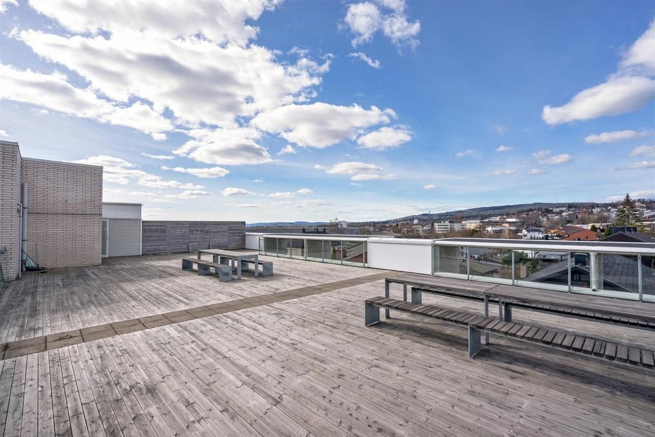 Felles takterrasse med fantastisk utsikt. Galleribilde