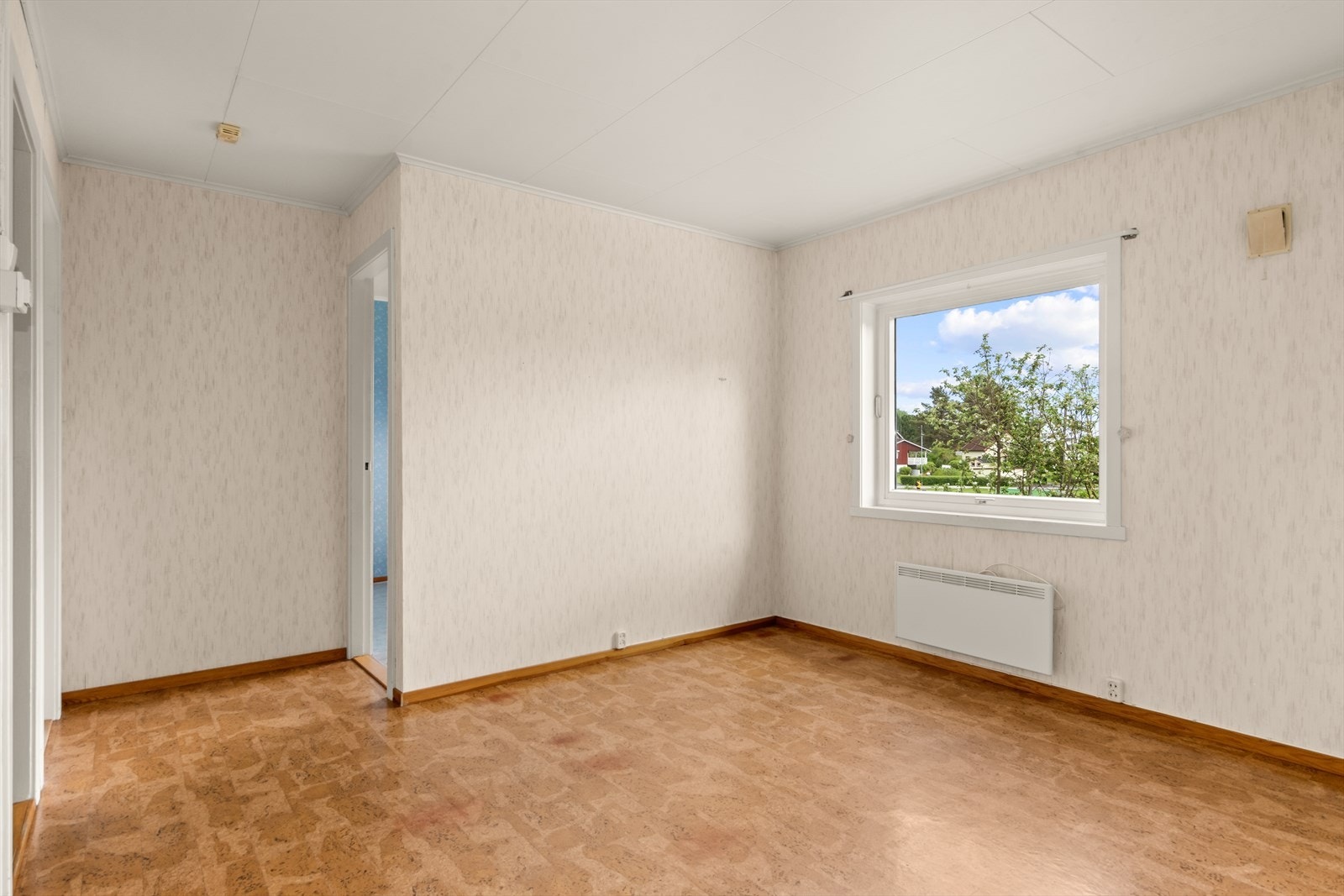 Med en liten lettvegg kan dette bli et ekstra soverom dersom man ønsker det! Galleribilde