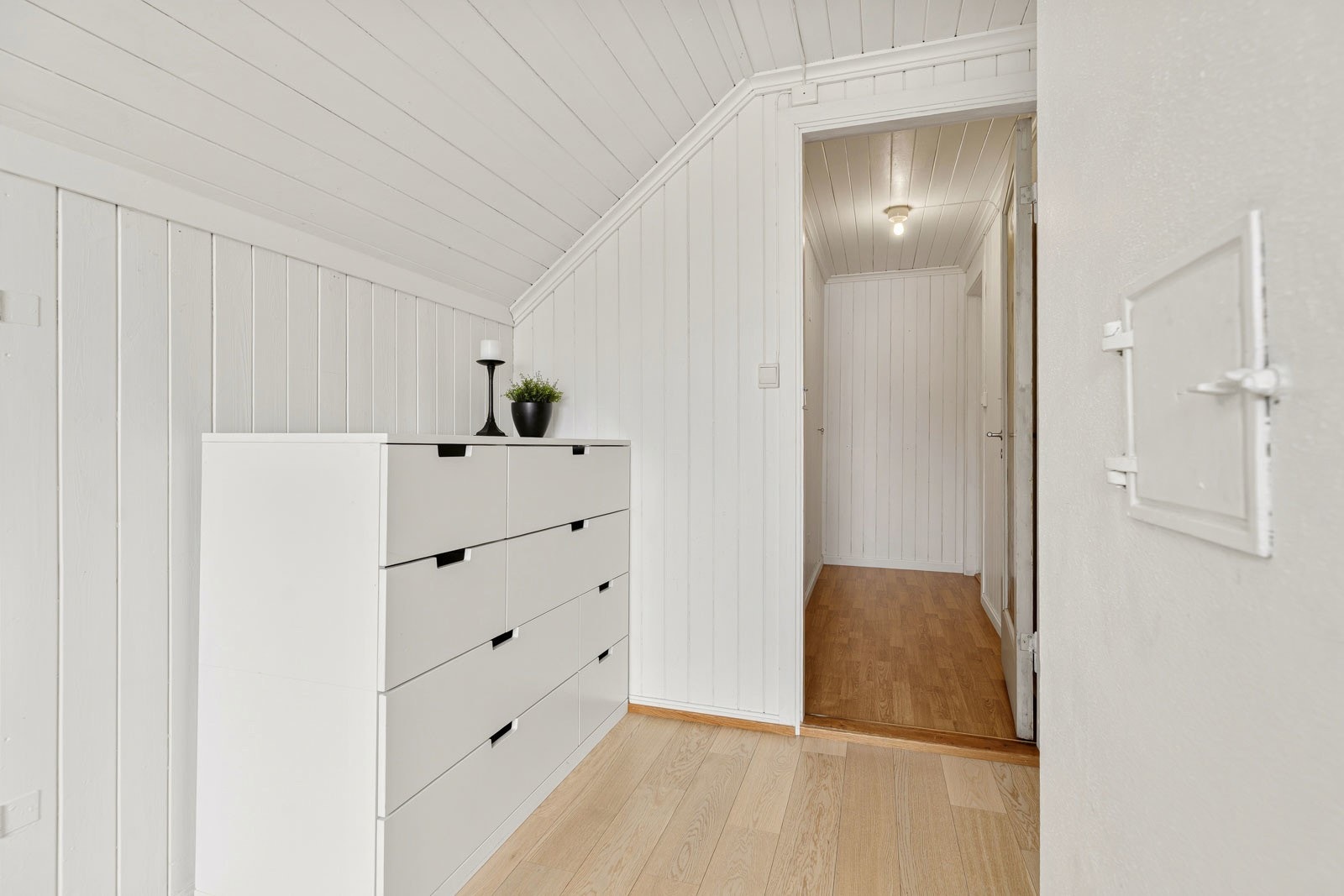 Innredet rom på loftet Galleribilde
