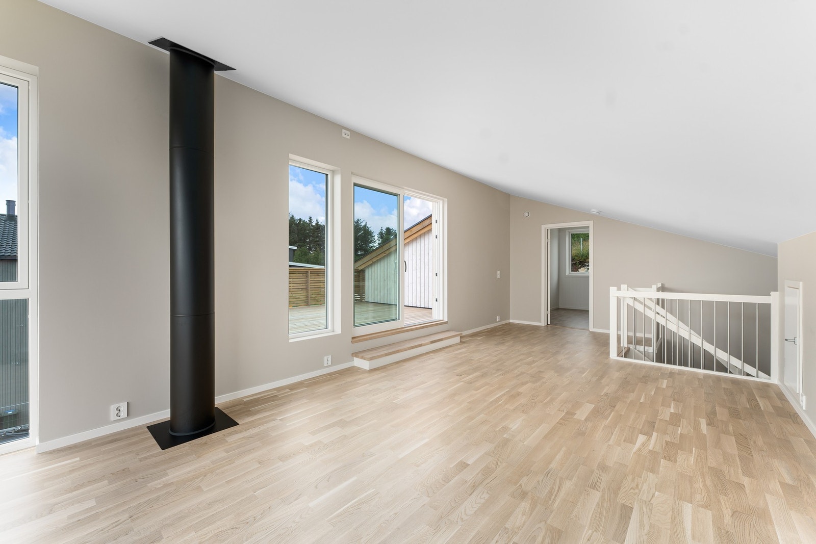Loftstue Galleribilde