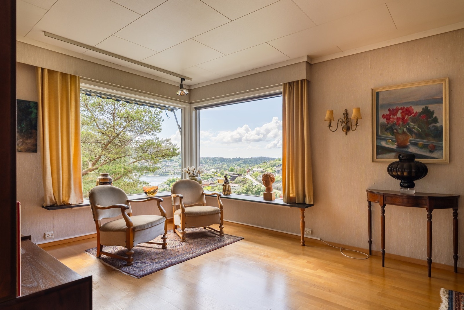 Her kan man lage til en koselig sittegruppe og nyte utsikten. Galleribilde