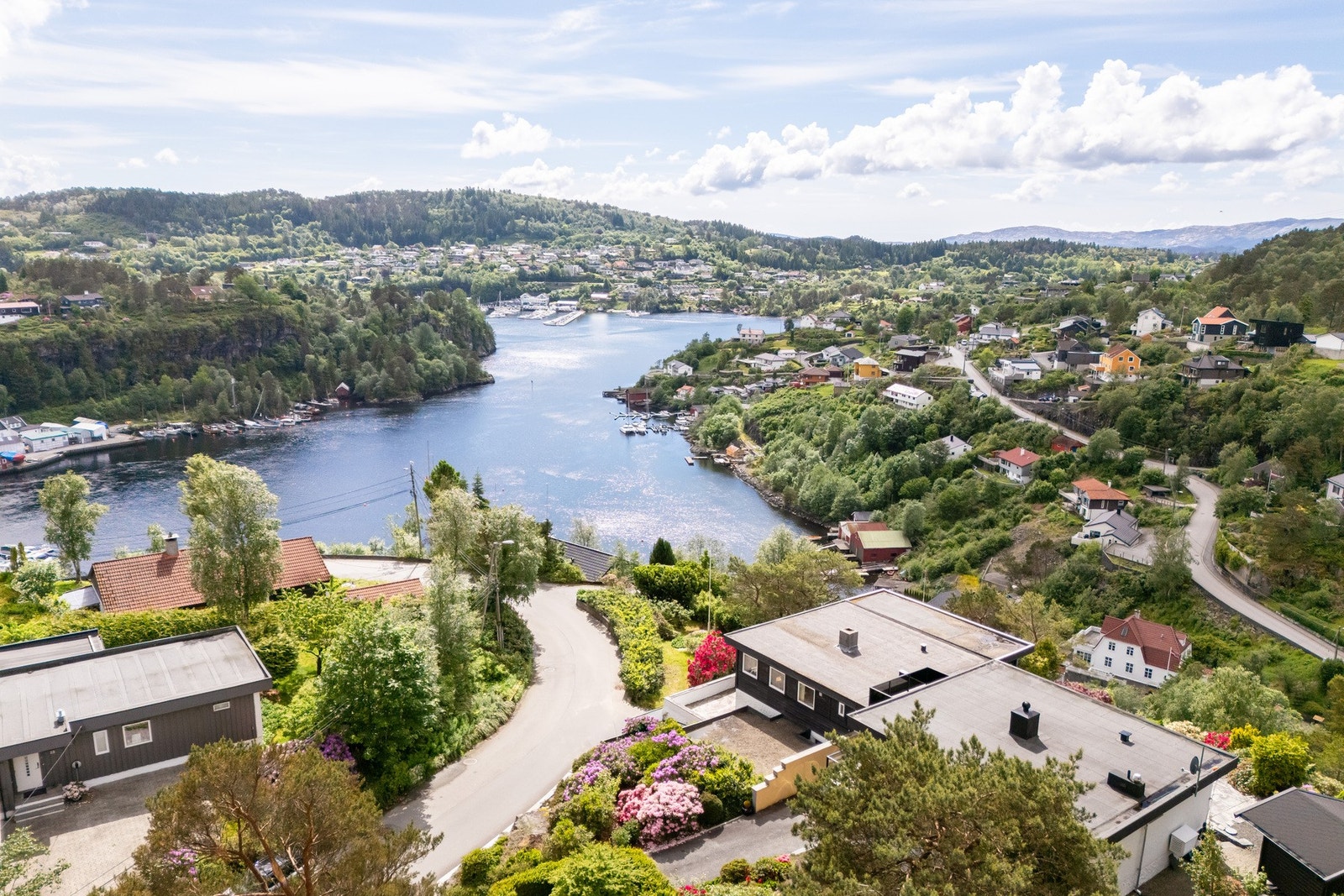 En spennende mulighet for familien som ønsker plass, potensial og en attraktiv beliggenhet. Galleribilde