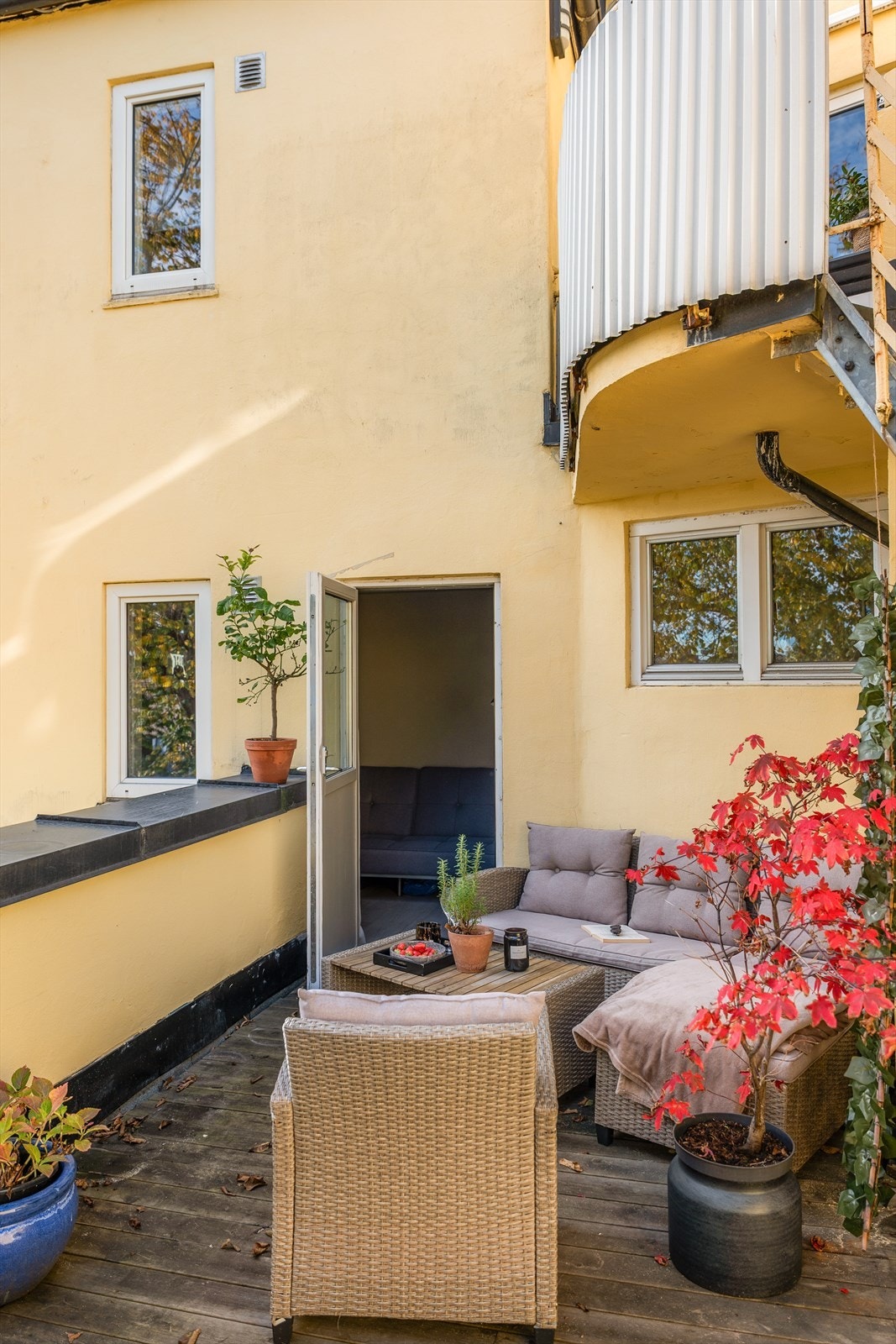 Her skinner solen fra ca kl. 8/9 til ca kl. 14/15 om sommeren. Galleribilde