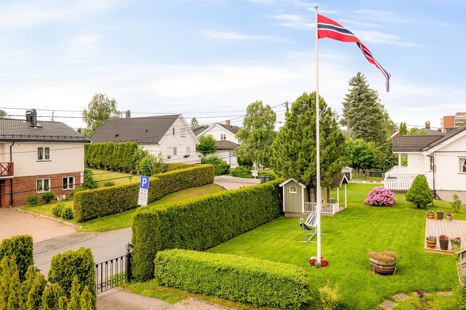 I tillegg til å nyte flott utsyn mot nabolaget. Galleribilde