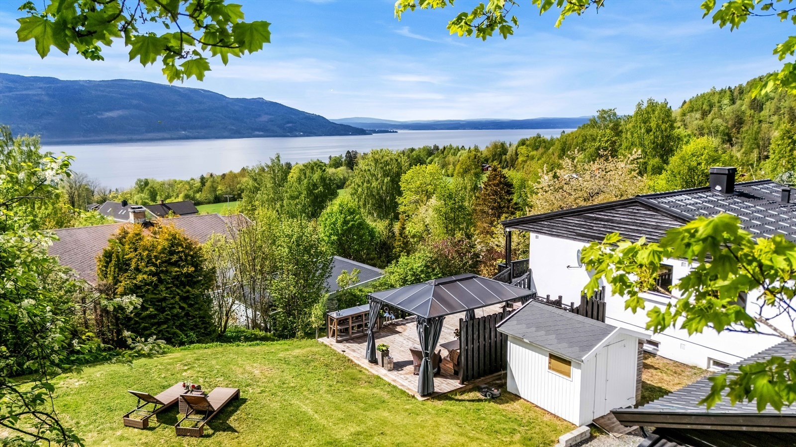 Velkommen til Nordlandsveien 25 presentert av Eiendomsmegler Kristoffer Stormfelt v/Aktiv!
Fotograf: Havård Daee Rognli. Galleribilde