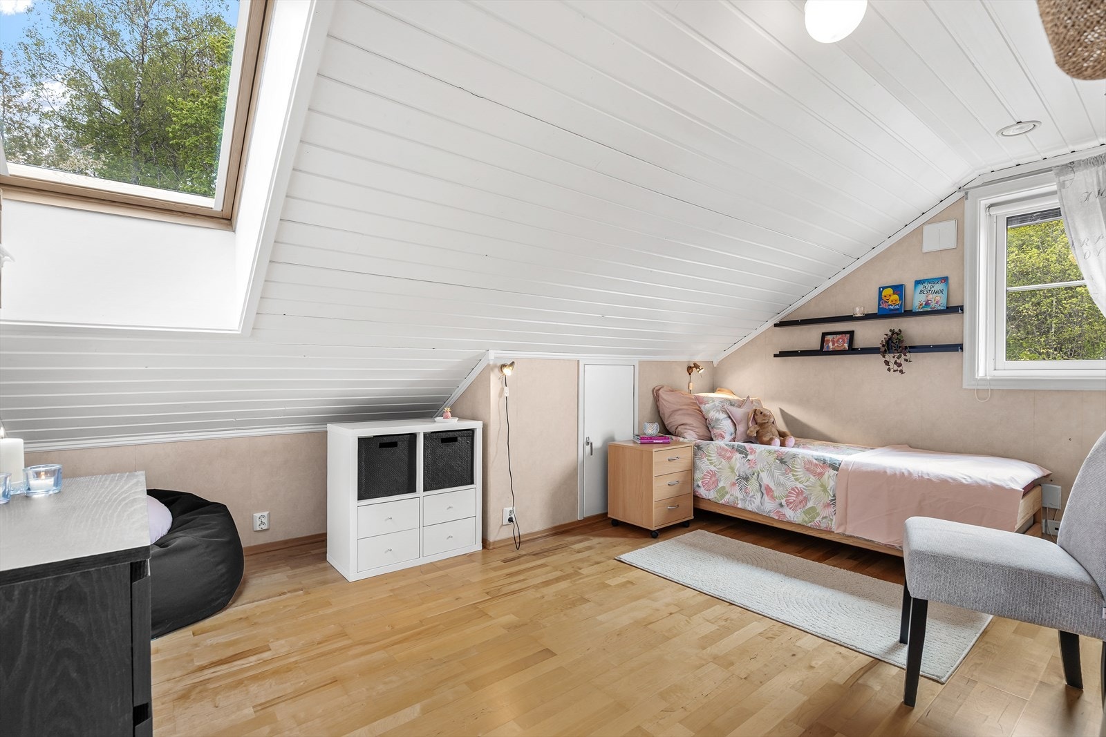 Rommet er innredet og byggemeldt som soverom. Dagens eier har sendt inn søknad om ferdigattest. Galleribilde
