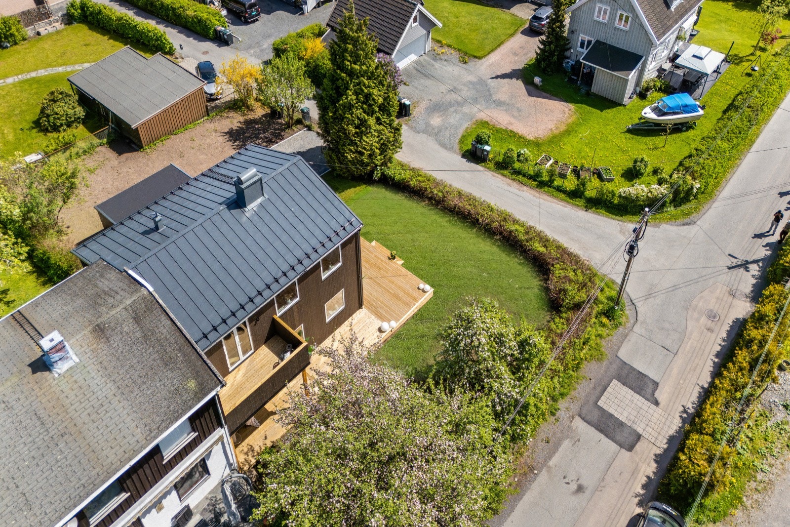 Beliggende i blindvei med lite trafikk og svært barnevennlig omgivelser Galleribilde