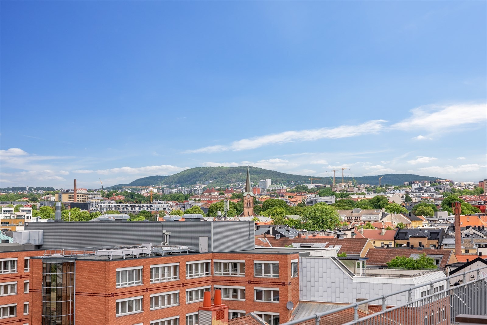 Nydelig panoramautsikt over Oslo by. Galleribilde