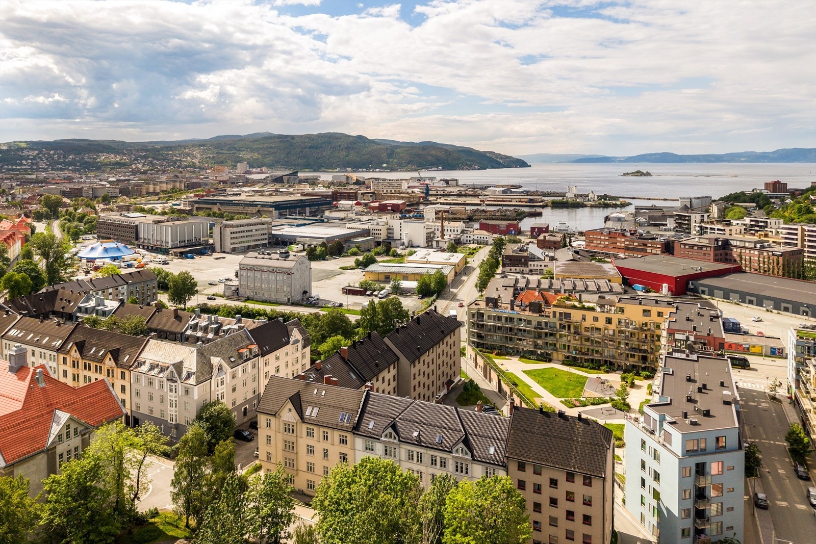 Velkommen til en hyggelig visning! Ta kontakt med megler dersom oppsatt visningstidspunkt ikke passer. Galleribilde
