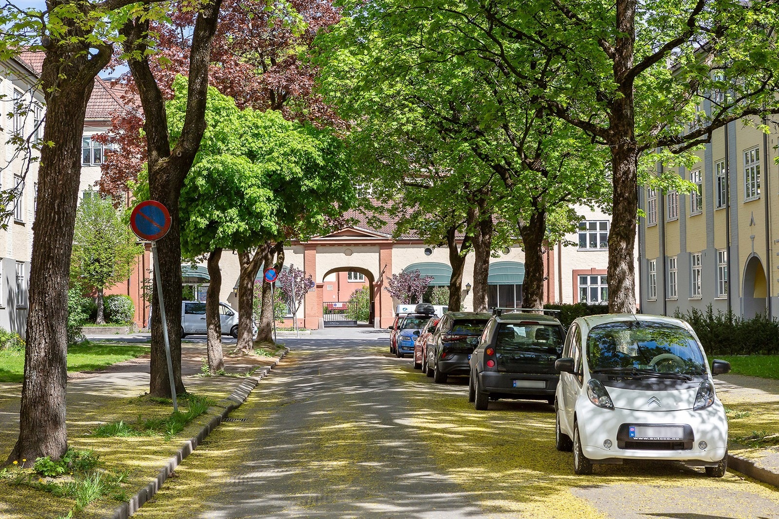 De vakre bygårdene og de grønne gårdsrommene bidrar til den særegne identiteten som gjør Torshov til et av Oslos mest attraktive og sjarmerende boligområder. Galleribilde