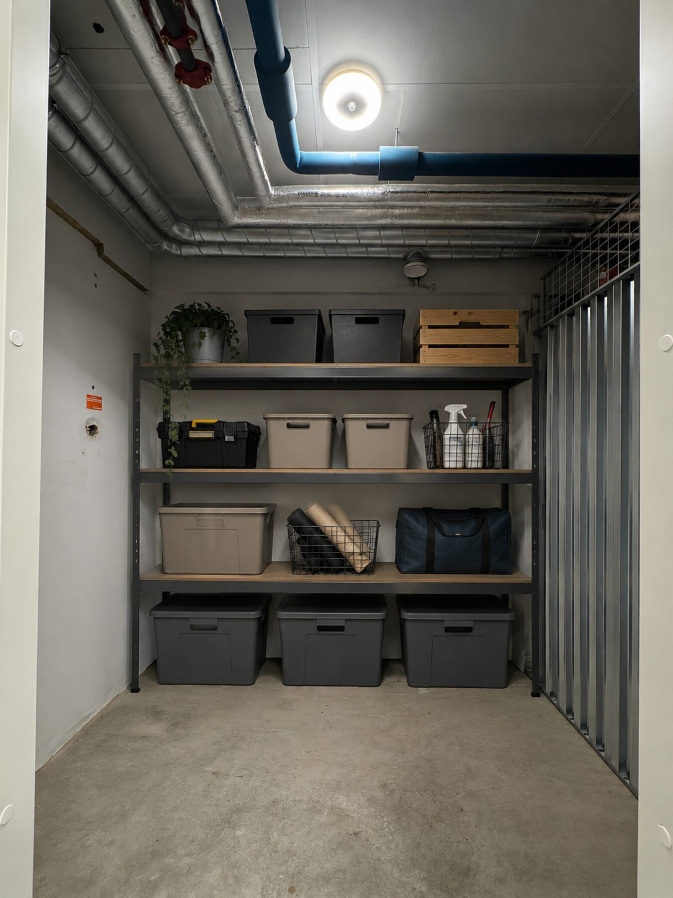 Sportsbod ved garasjeplass Galleribilde