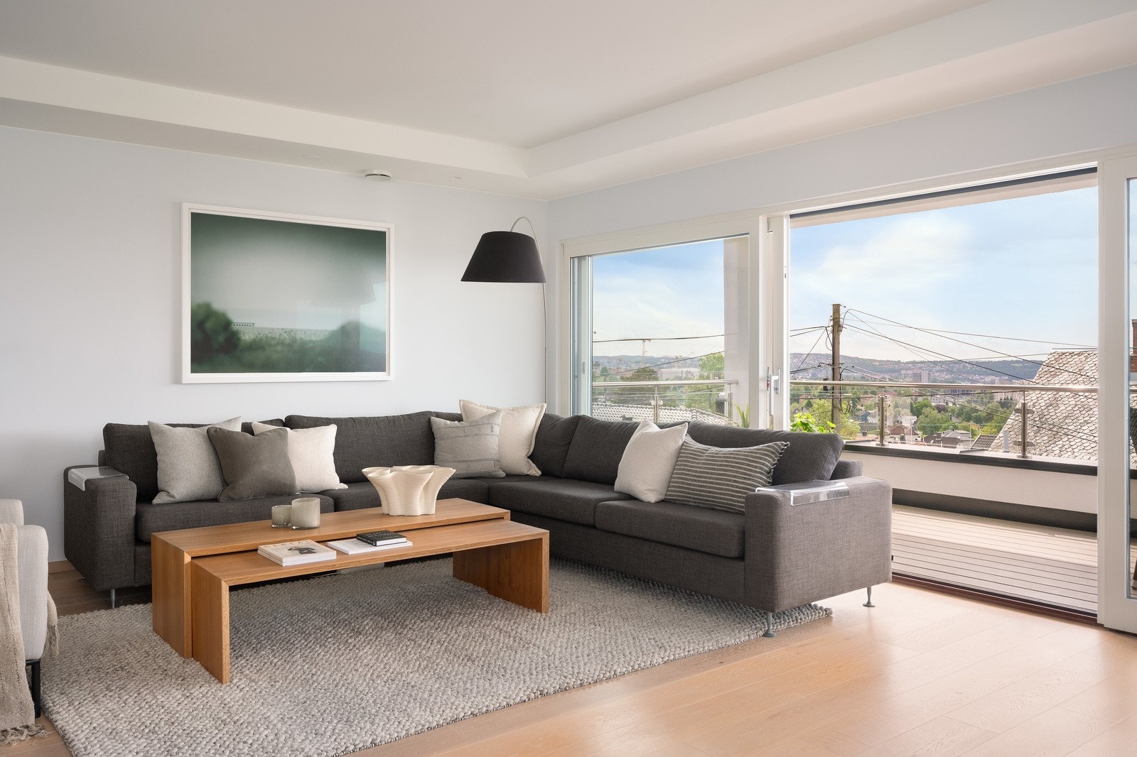 Den moderne boligen er også utstyrt med balansert ventilasjon som sikrer et godt inneklima Galleribilde