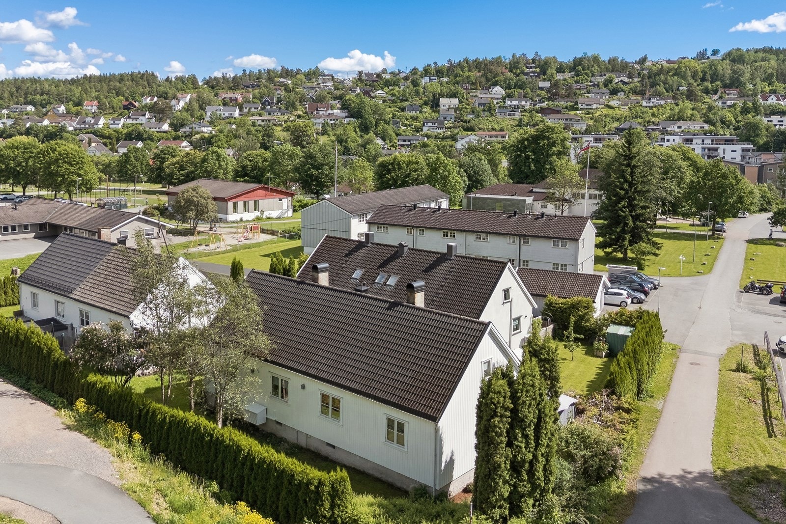 En koselig og innholdsrik tomannsbolig med attraktiv og barnevennlig beliggenhet. Galleribilde