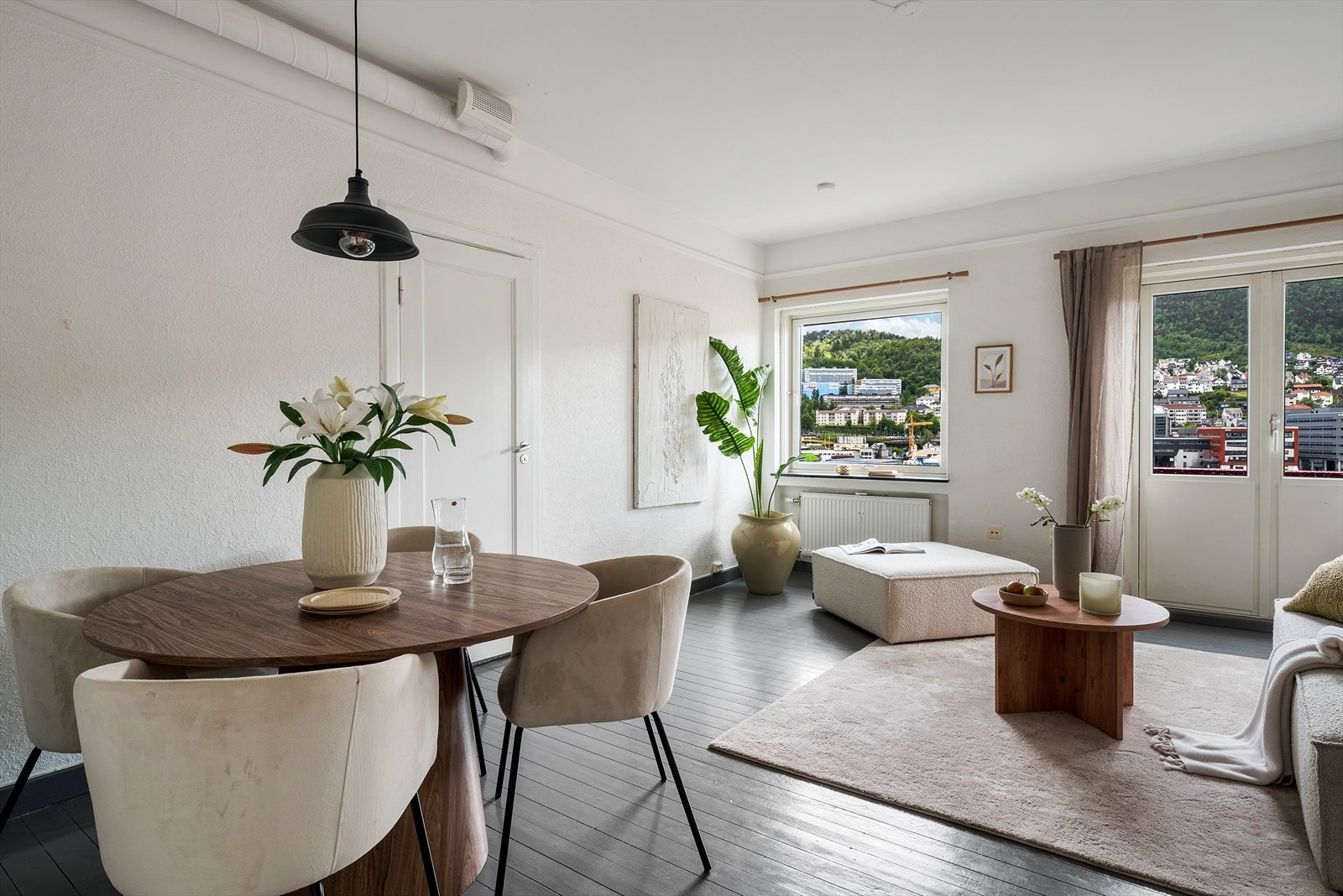 - Stuen måler hele 20,4 m² - Galleribilde