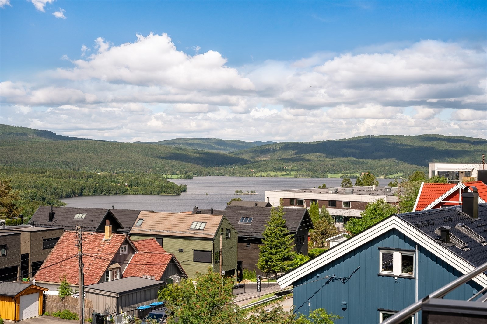 Flott utsikt over Maridalsvannet Galleribilde