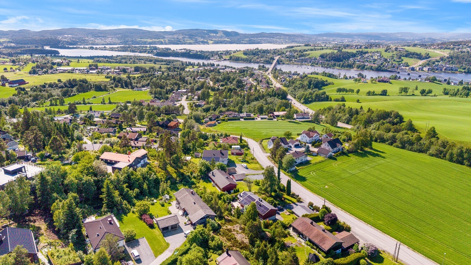 Løkenåsen er et populært og barnevennlig område med gangavstand til Riddersand barneskole. Galleribilde