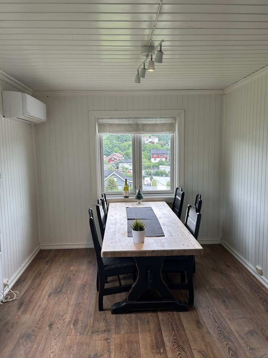 Spisestue 1.etg Galleribilde