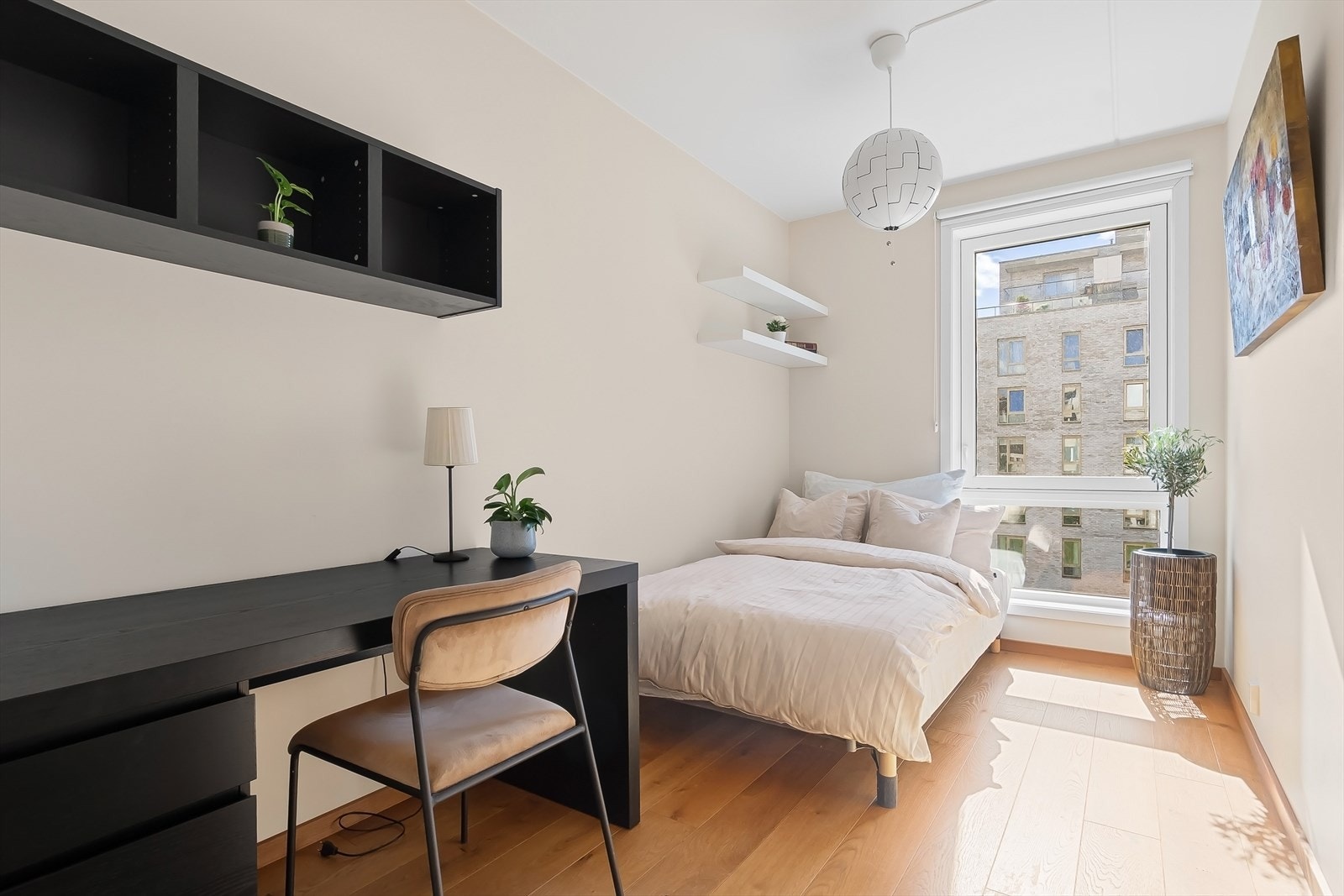 Soverom 3 passer fint som gjesterom, barnerom eller kontor. Galleribilde