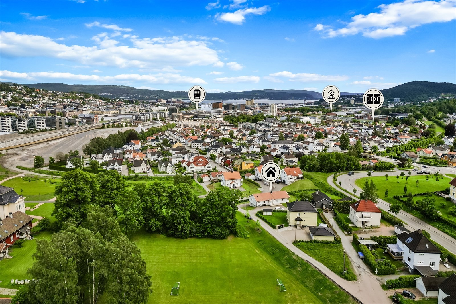 I nærområdet finner du togstasjon og servicetilbud som Drammensbadet, Marienlyst og Strømsø sentrum. Galleribilde