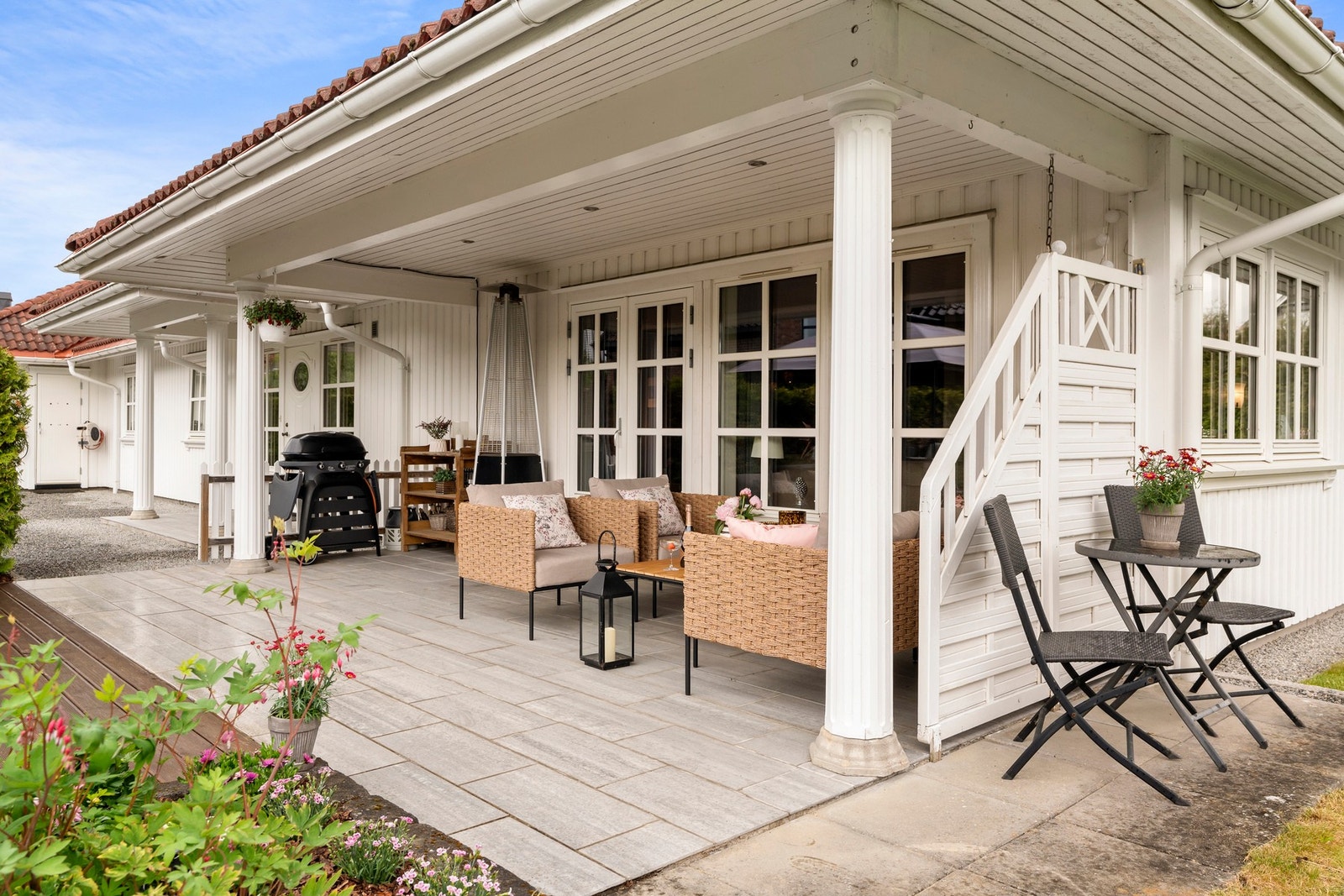 Stor og solrik vestvendt terrasse på totalt 48 kvm. Galleribilde