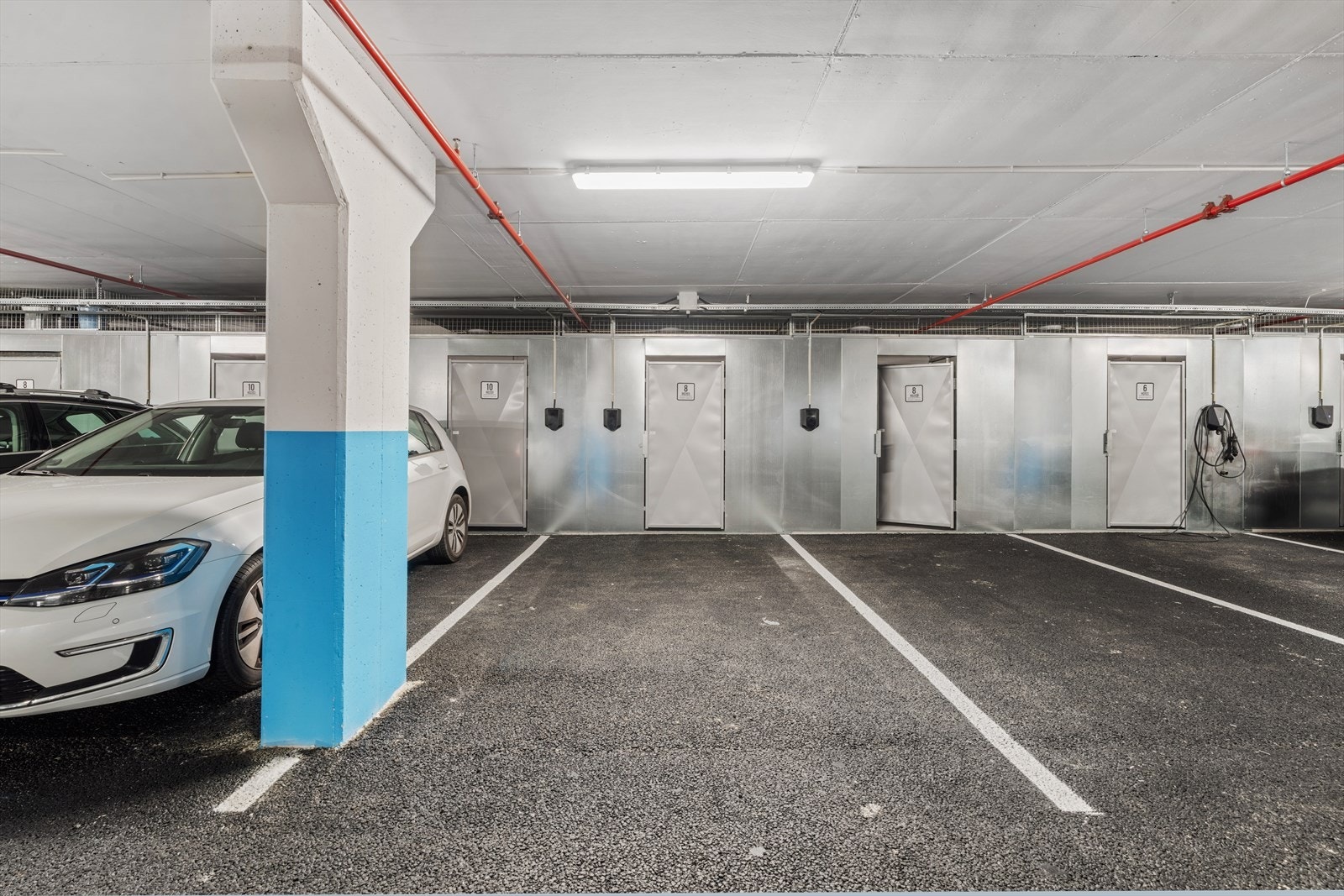 Fast parkeringsplass Galleribilde
