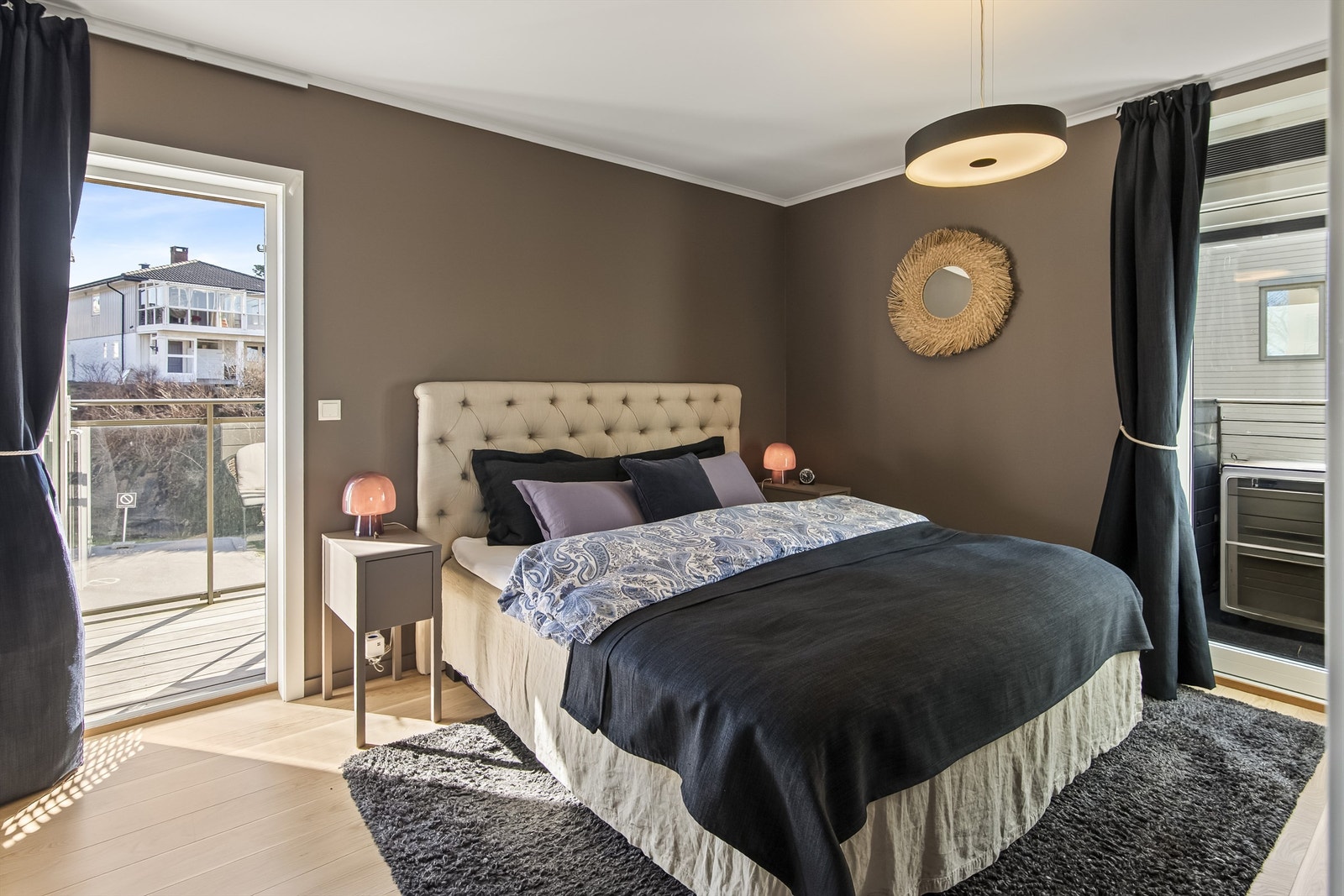 Leiligheten har totalt 3 soverom ( sengen er 210cm lang ) Galleribilde