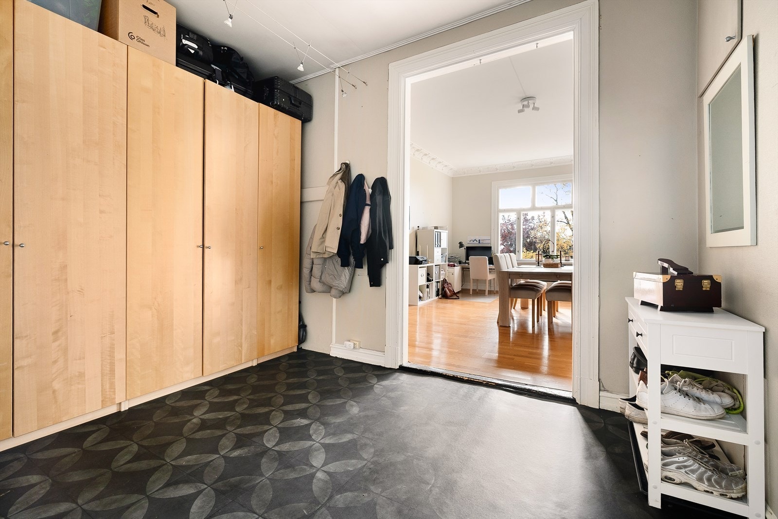 Gang i den store utleiedelen i 2. etasje Galleribilde