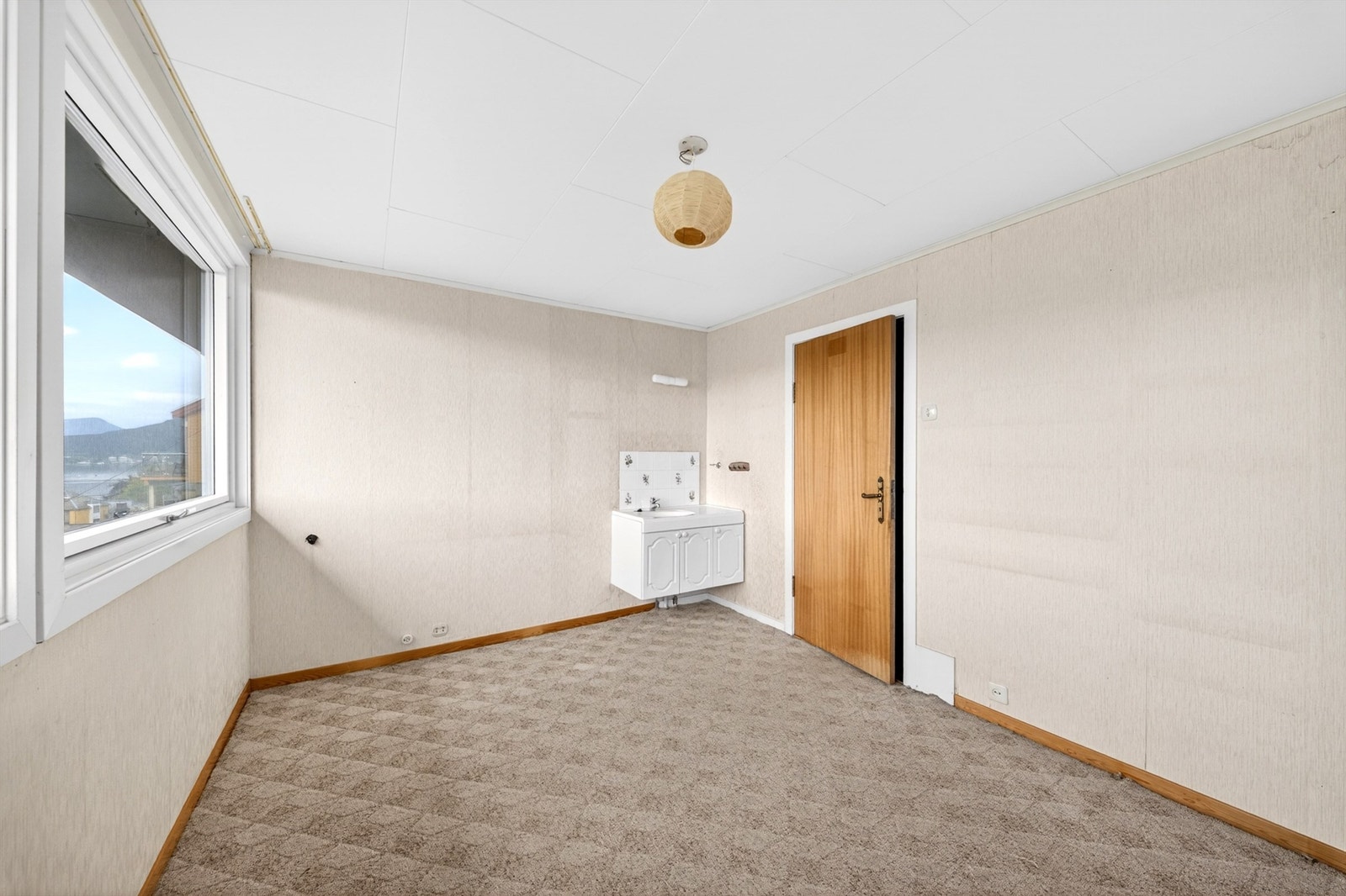 Soverom med servant Galleribilde