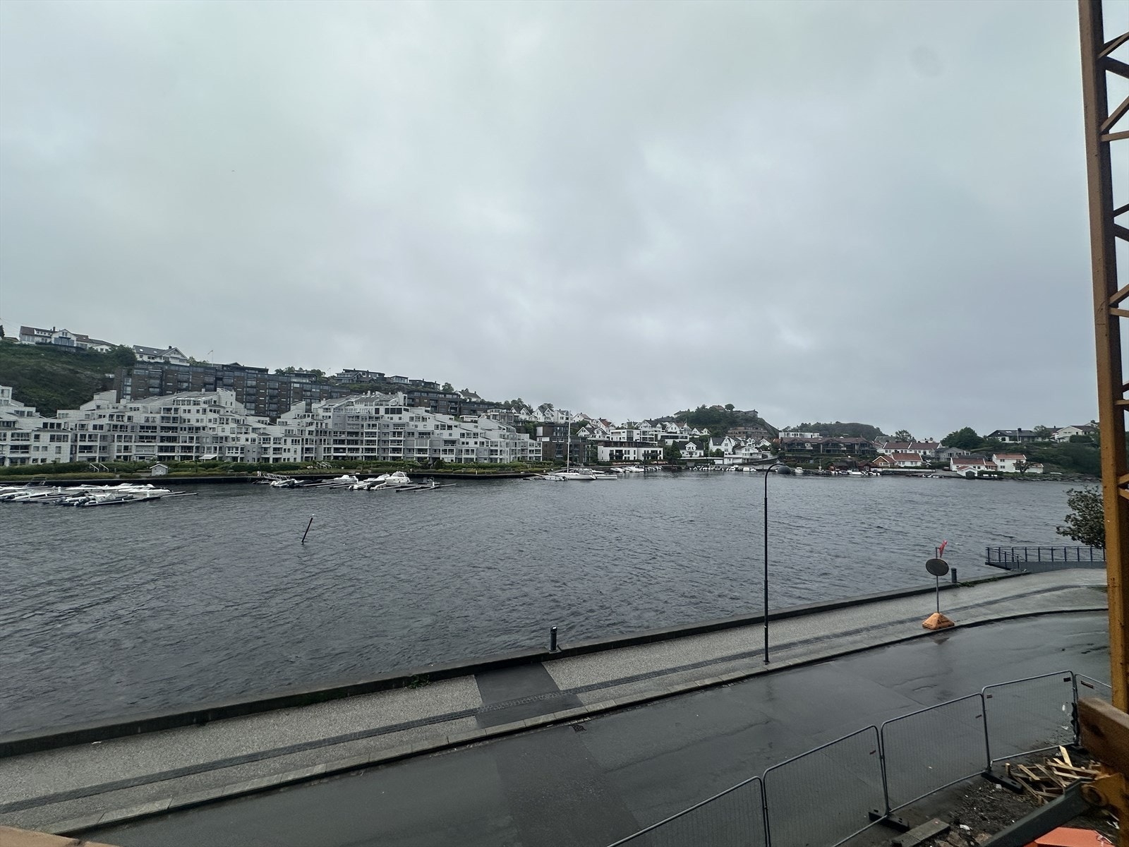 Utsikt fra balkong Galleribilde