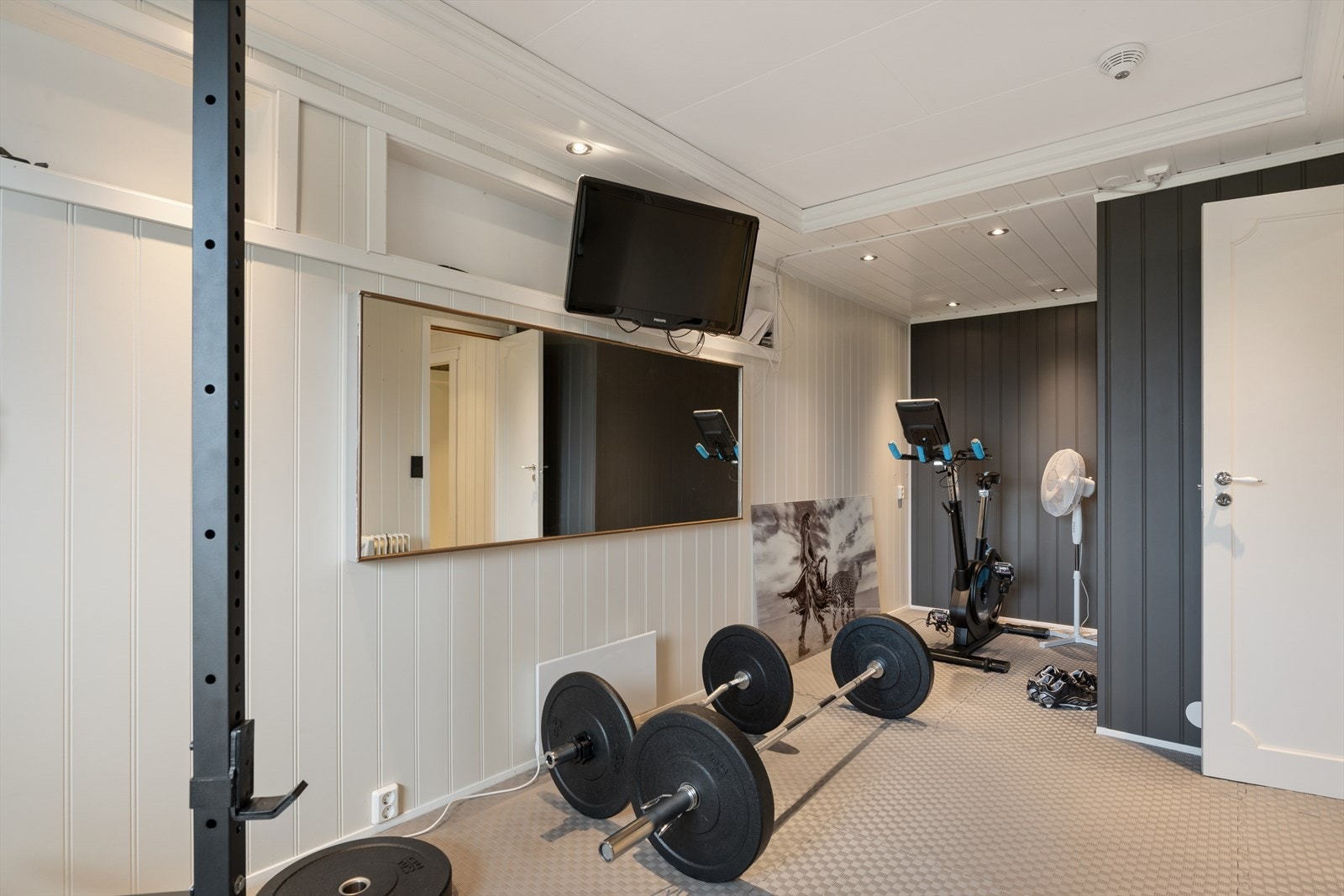 Et stort og romslig rom med flere bruksmuligheter! Galleribilde