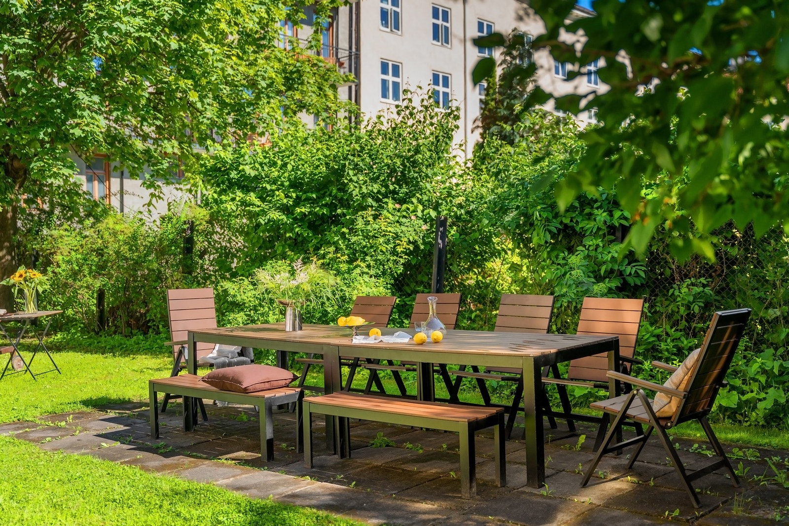 Et hyggelig og sosialt borettslag, hvor det er enkelt å samle venner og bekjente til lag - og hvor beboerne også kan låne ulike ting ved behov. Galleribilde