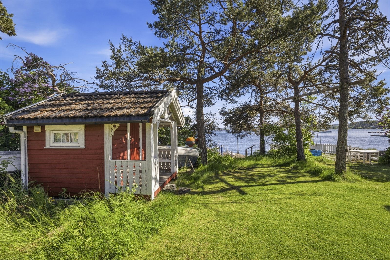 I hagen finnes også et sjarmerende lekehus. Galleribilde