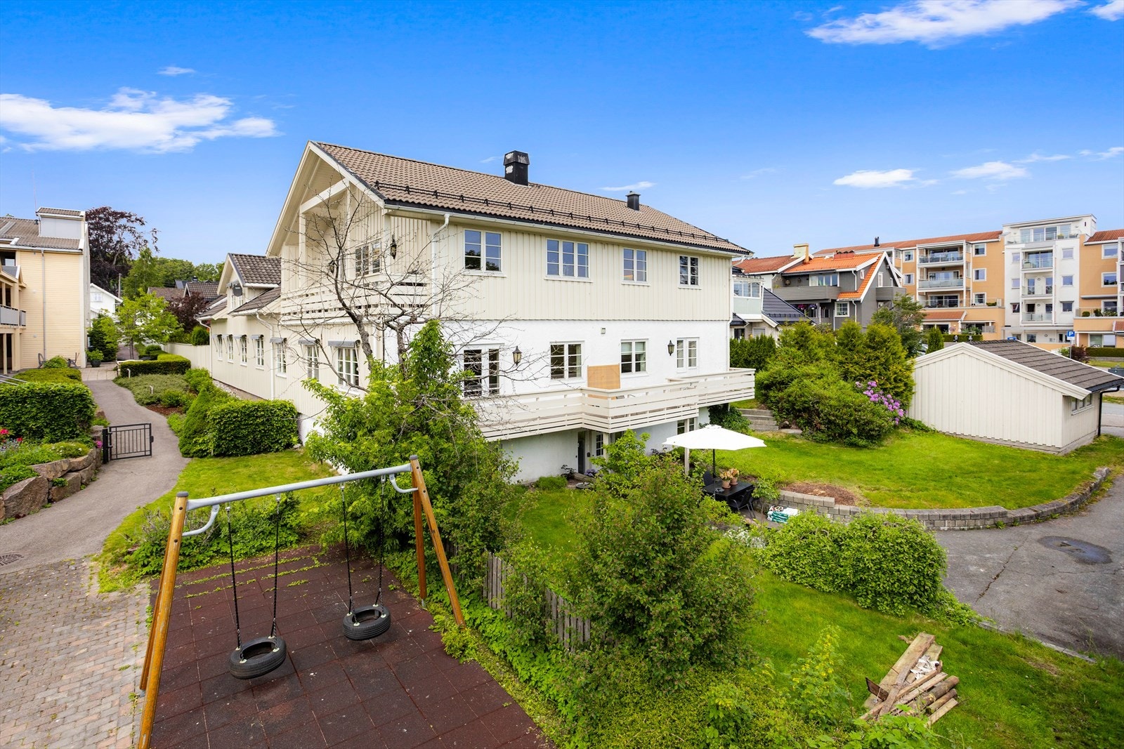 Felles uteområde. Galleribilde