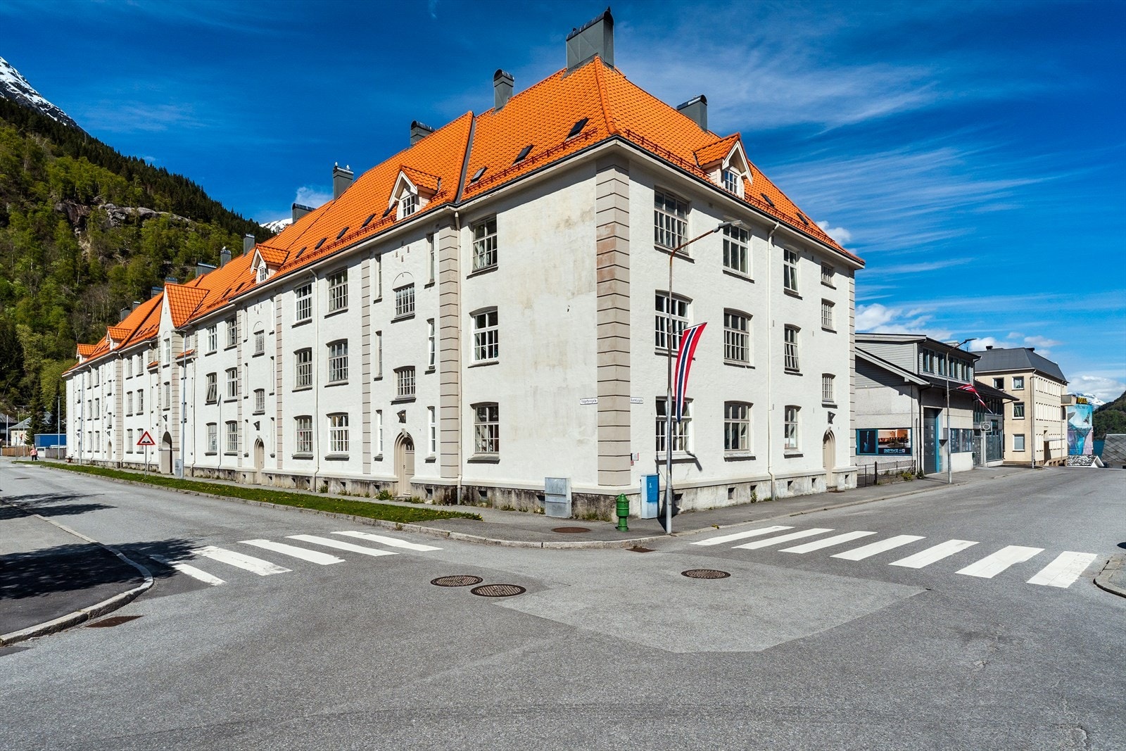 R|N ved megler Wie har gleden av å presentere Folgefonngata 4! Galleribilde