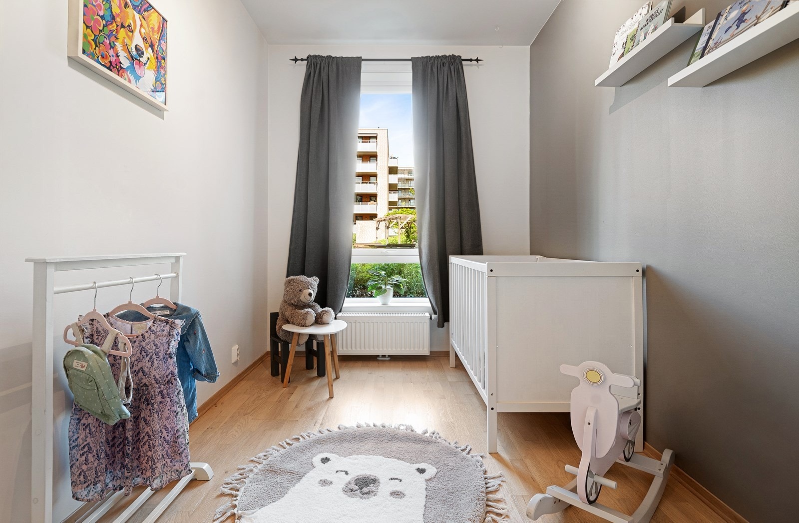 Soverom 2 egner seg godt som barnerom, gjesterom eller kontor. Galleribilde