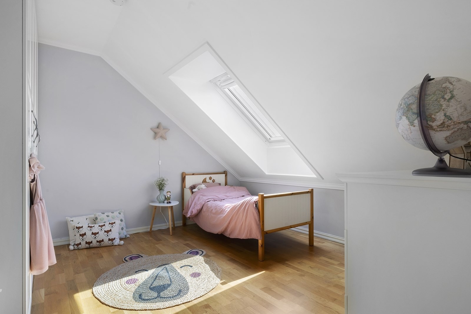 Innredet rom (soverom i dag, ikke bruksendret). Galleribilde