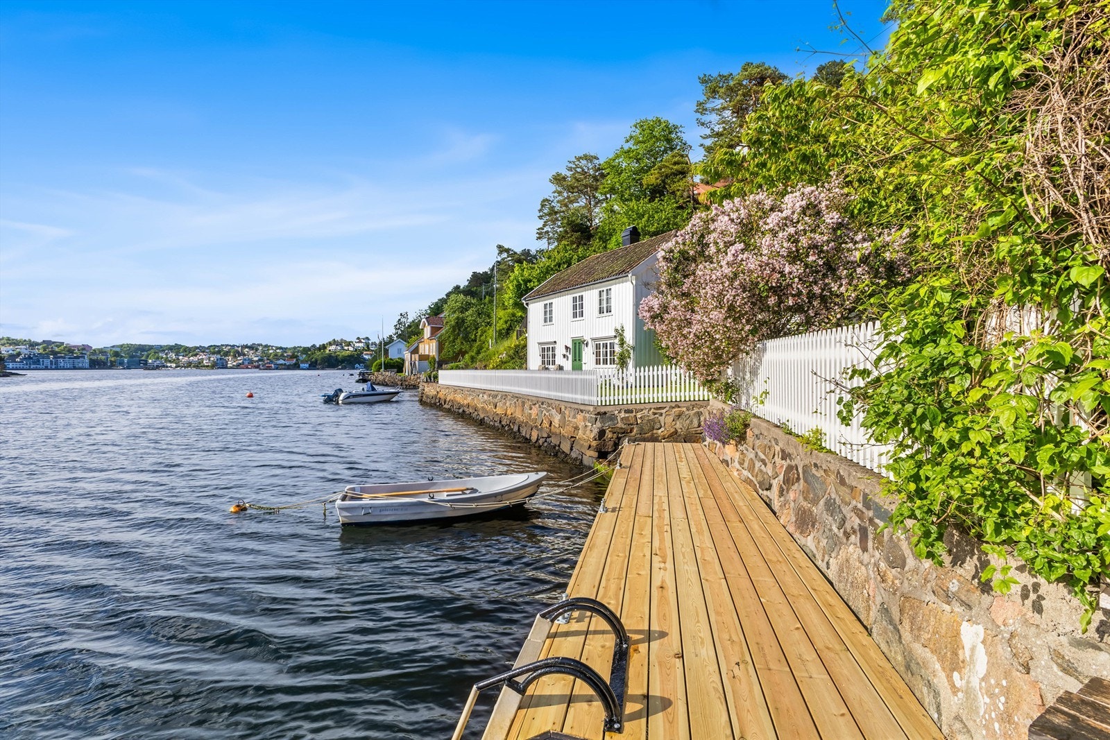 Her er det gode muligheter for bading, båtliv og fiske. Galleribilde