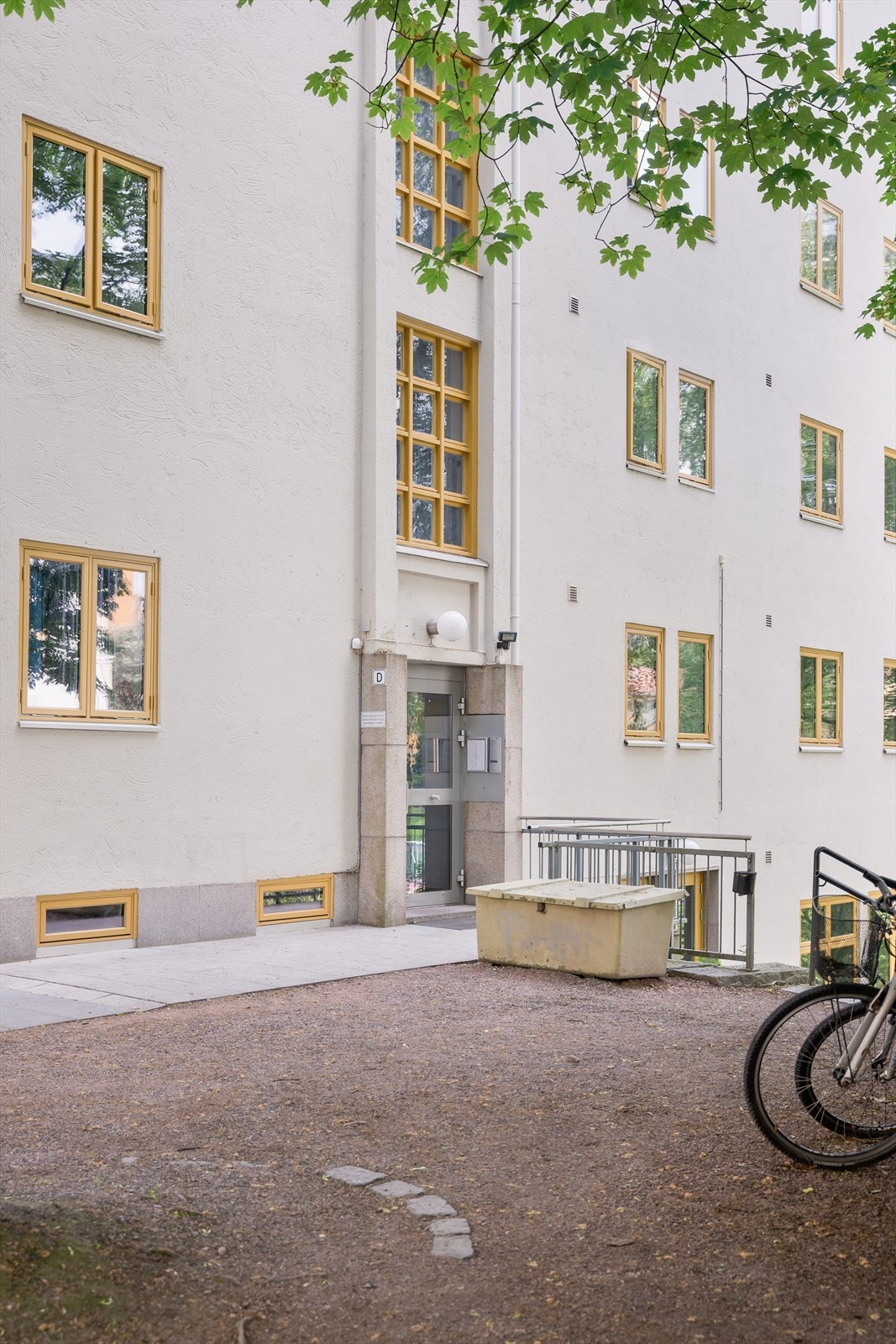 Vøyensvingen 14D har en rolig og tilbaketrukket beliggenhet i idylliske omgivelser. Galleribilde
