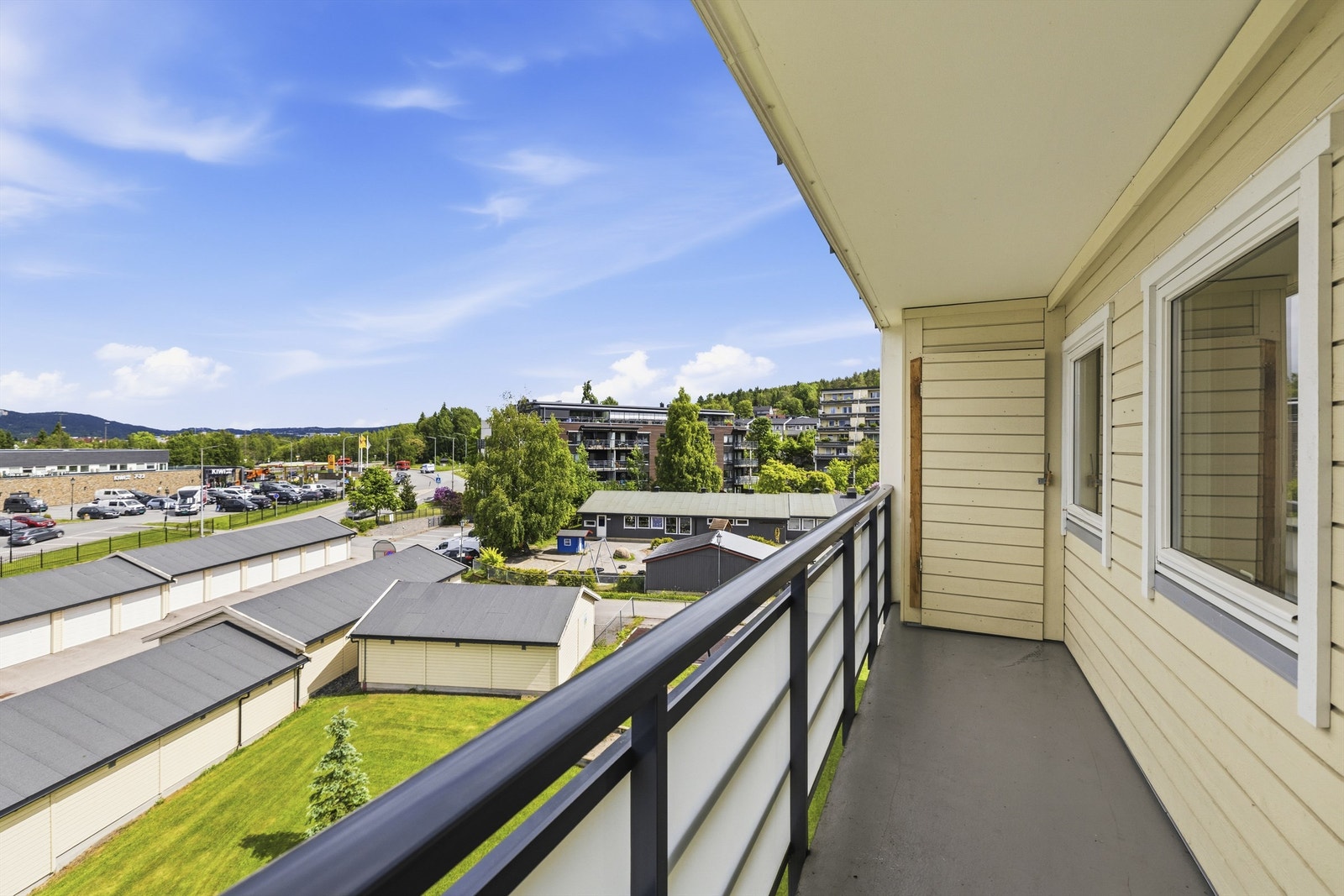 Utvendig bod på 1 m² Galleribilde