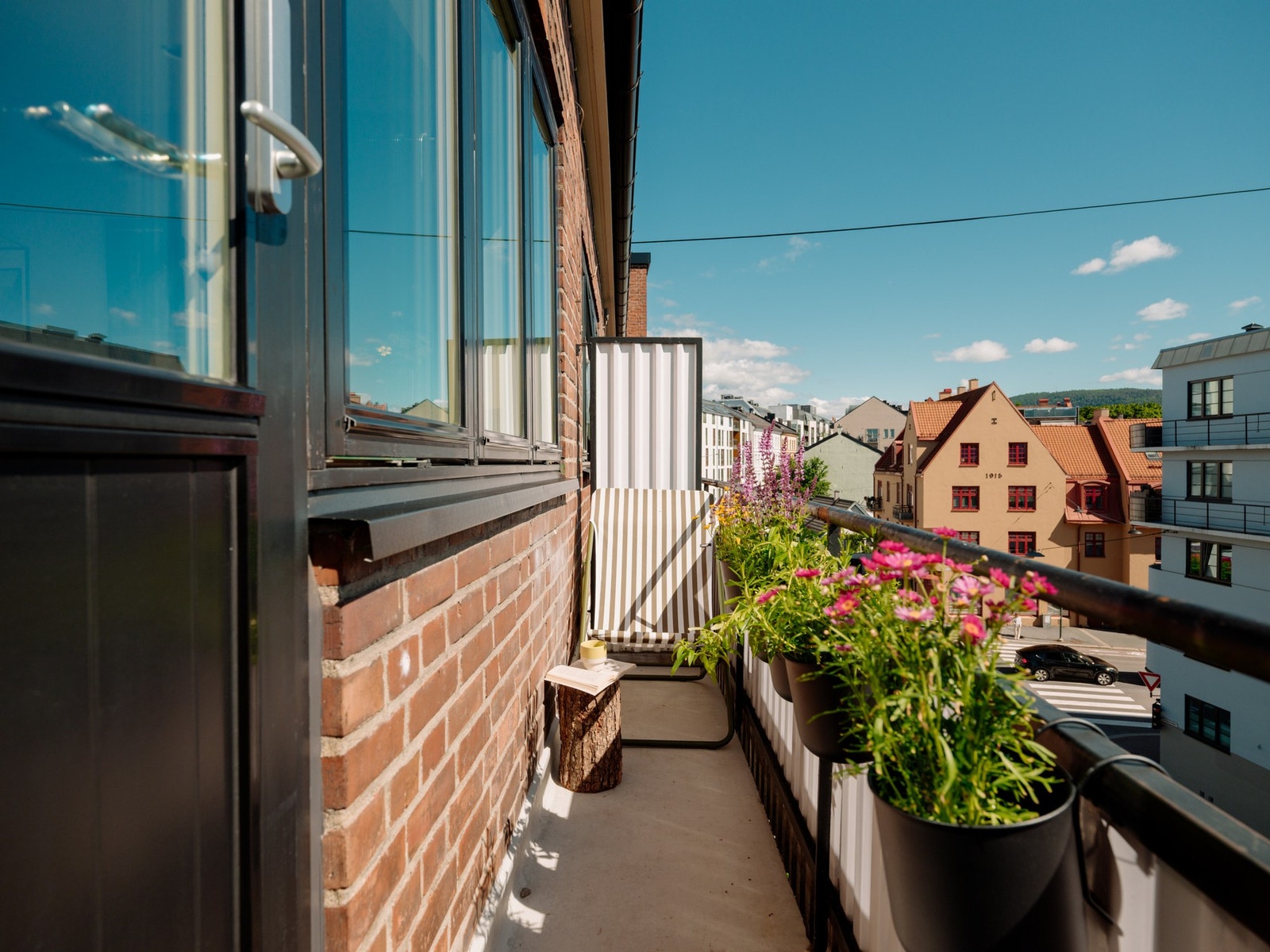 Her kan solen nytes og skuldrene senkes. Galleribilde
