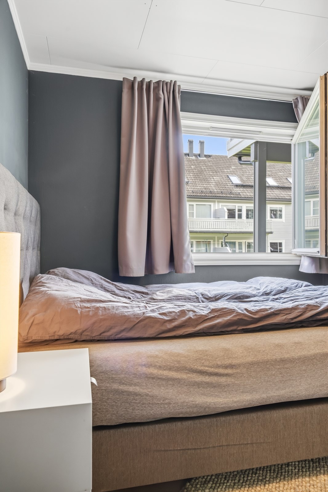Dette soverommet egner seg godt som gjesterom, barnerom eller hjemmekontor. Galleribilde